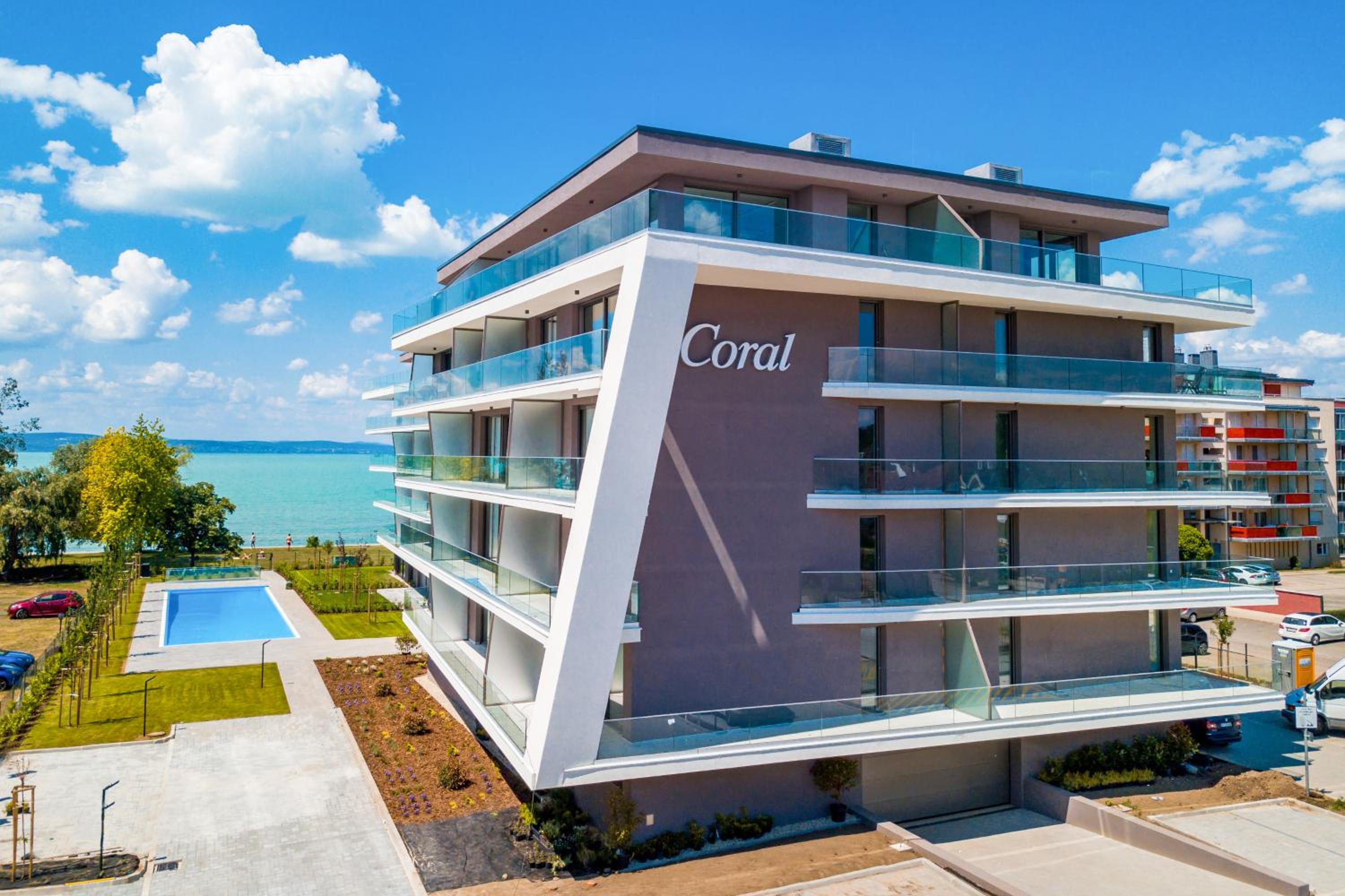 MF Coral 52 Duplex Penthouse