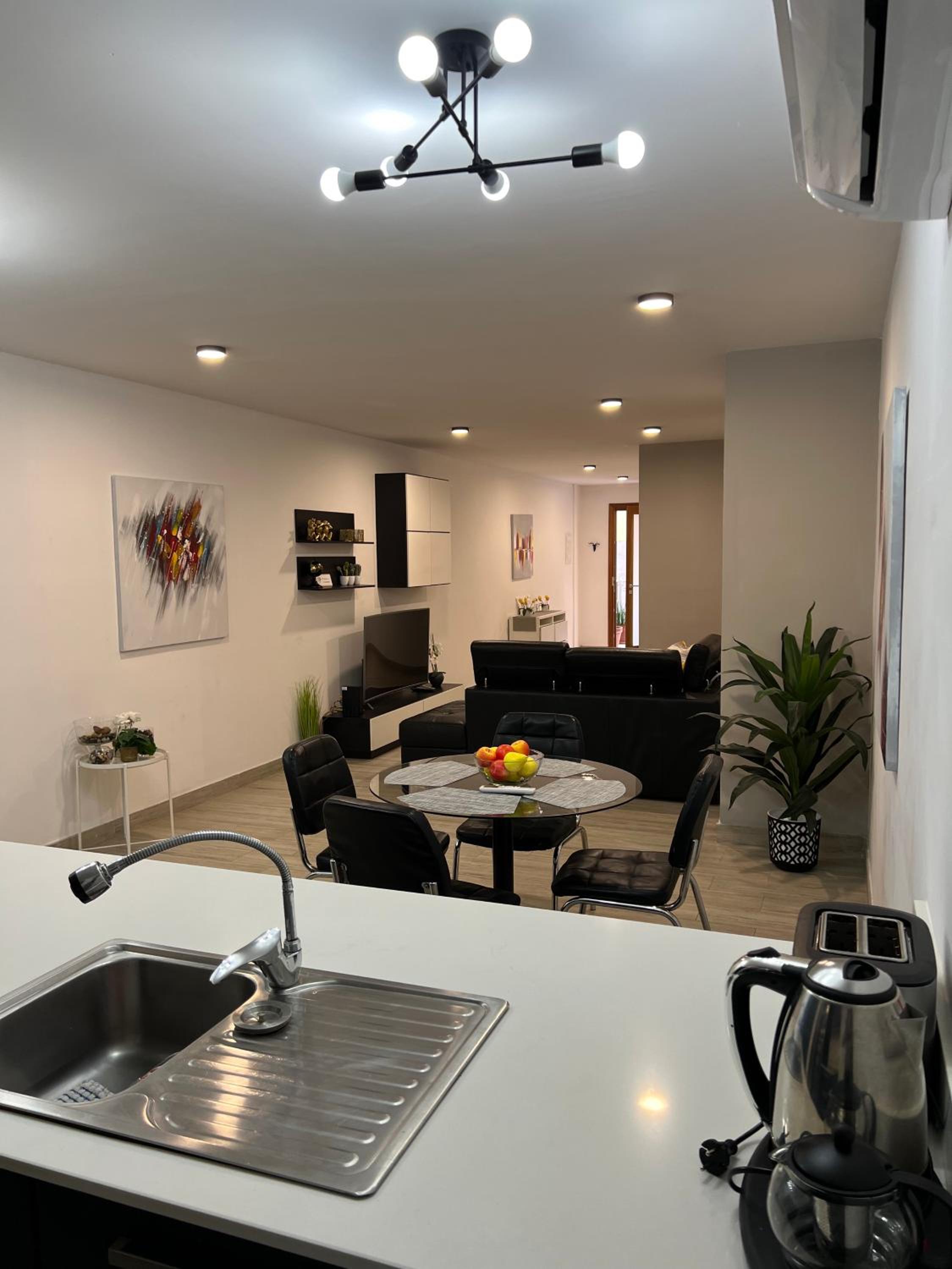 Luxury 2-BR Oasis in St. Julians photo 3