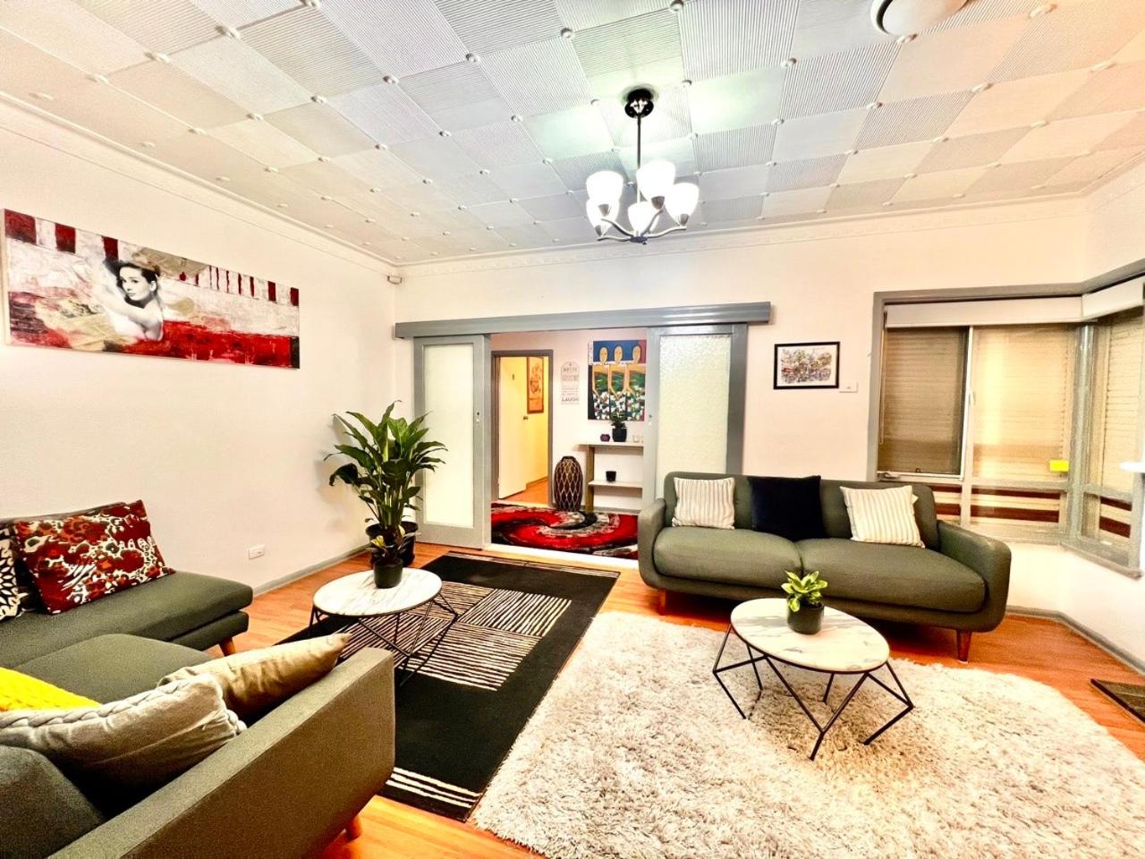 Entire Cosy 4BR Home