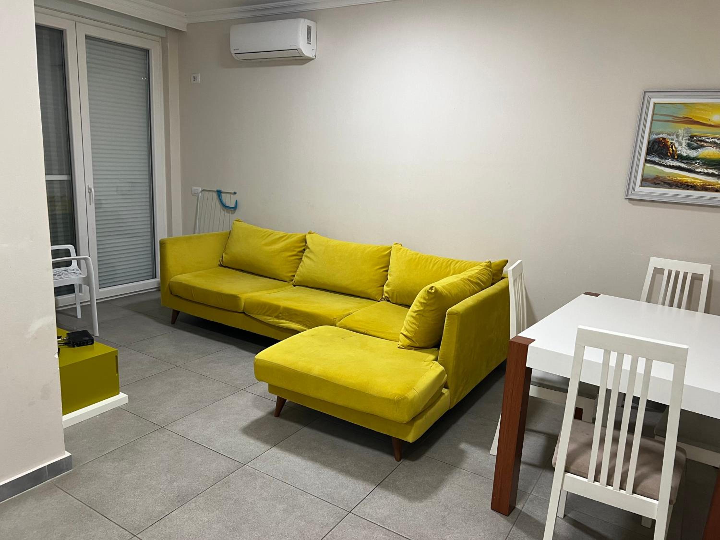 shengjin apartaments