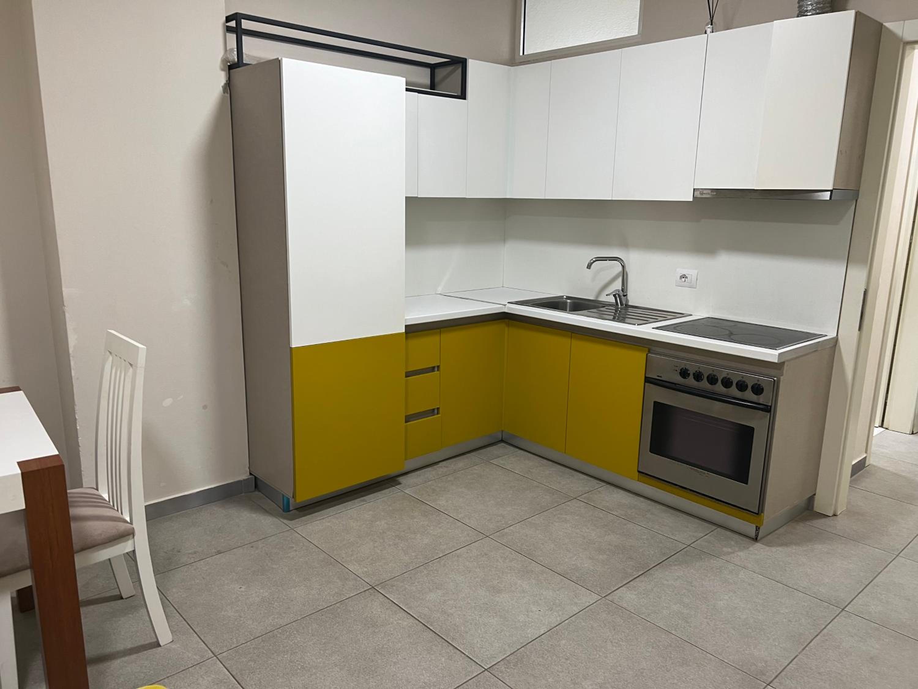 shengjin apartaments