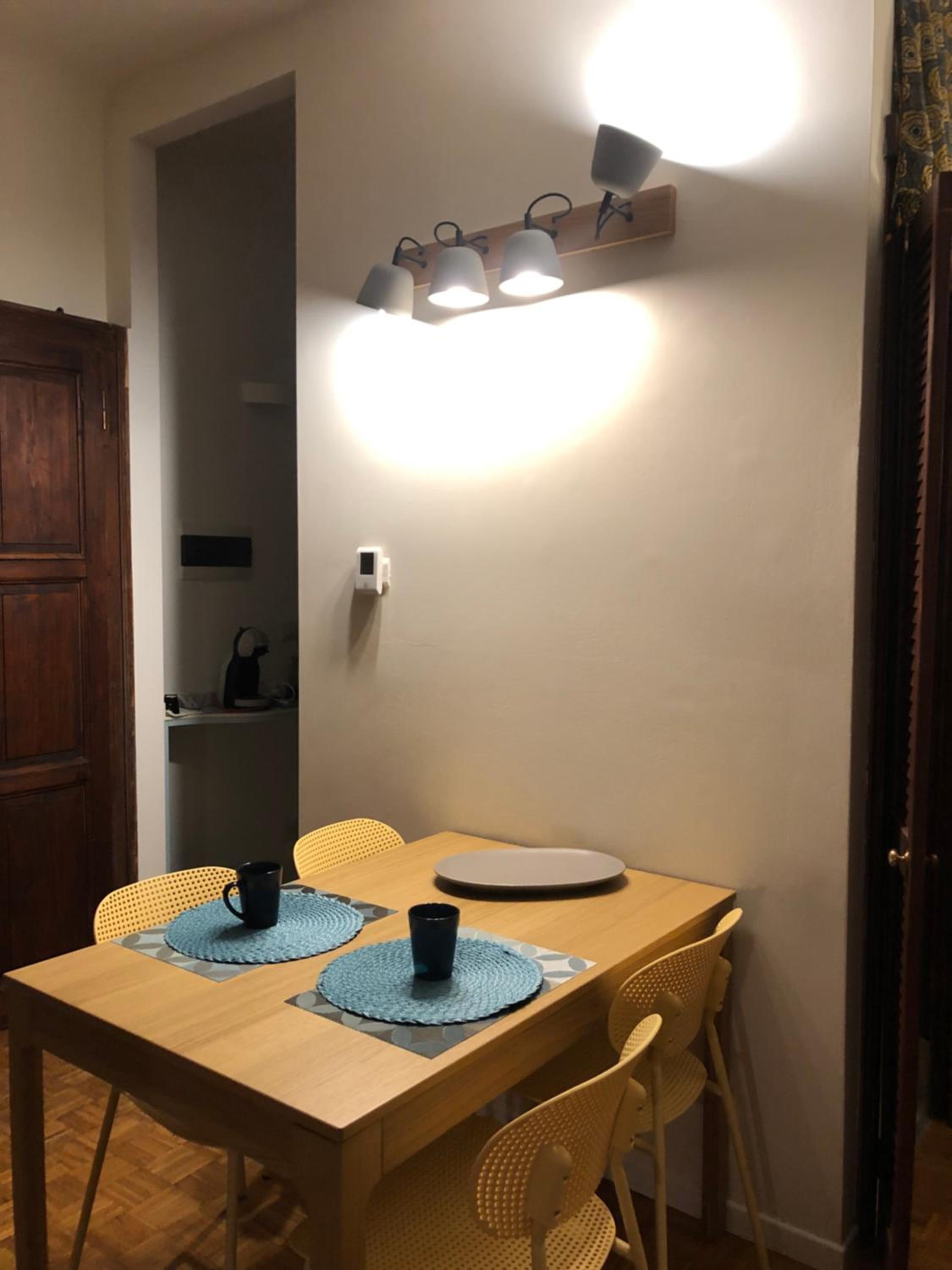 Easy Isola, for an easy stay