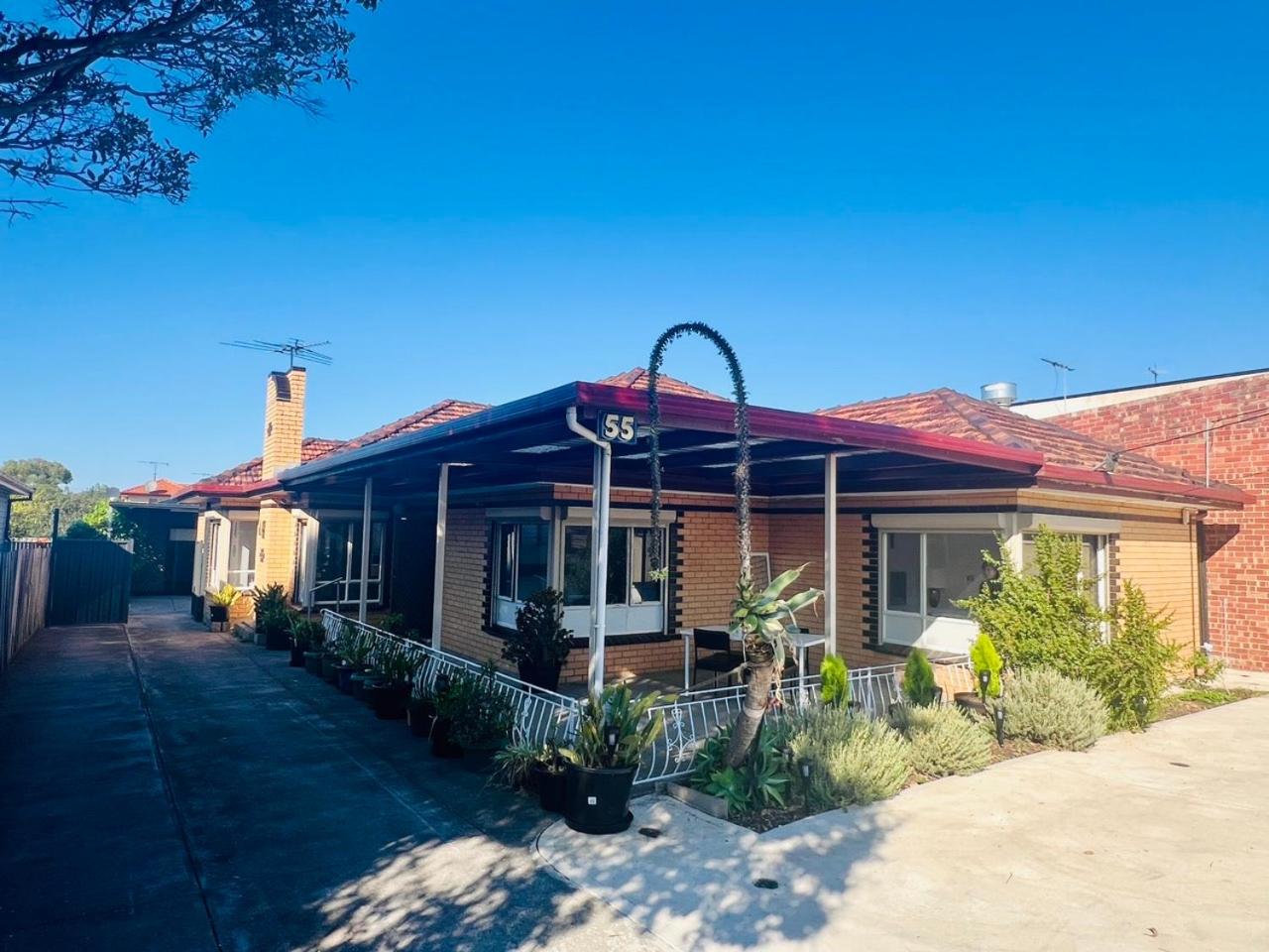 Entire Cosy 4BR Home