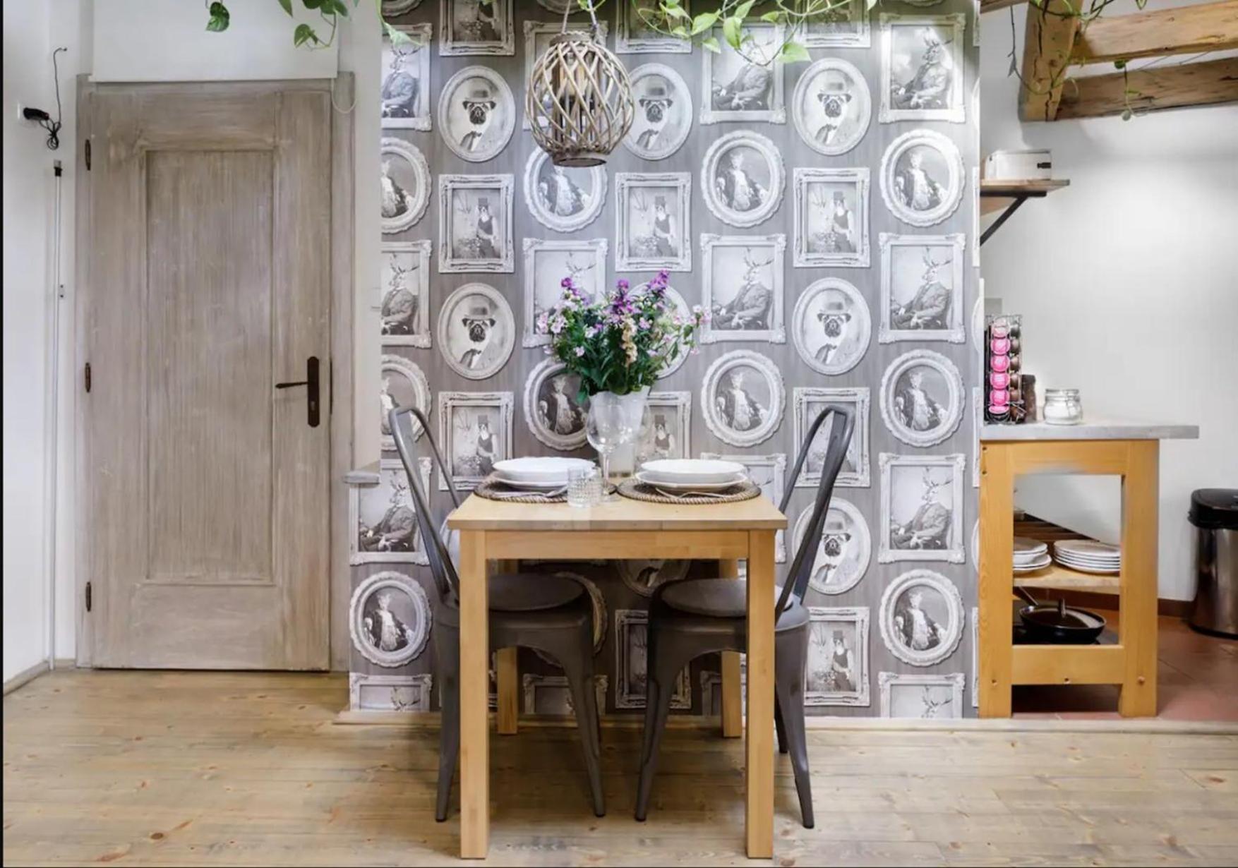 Romantic Bohemian Studio in Old Town Prague