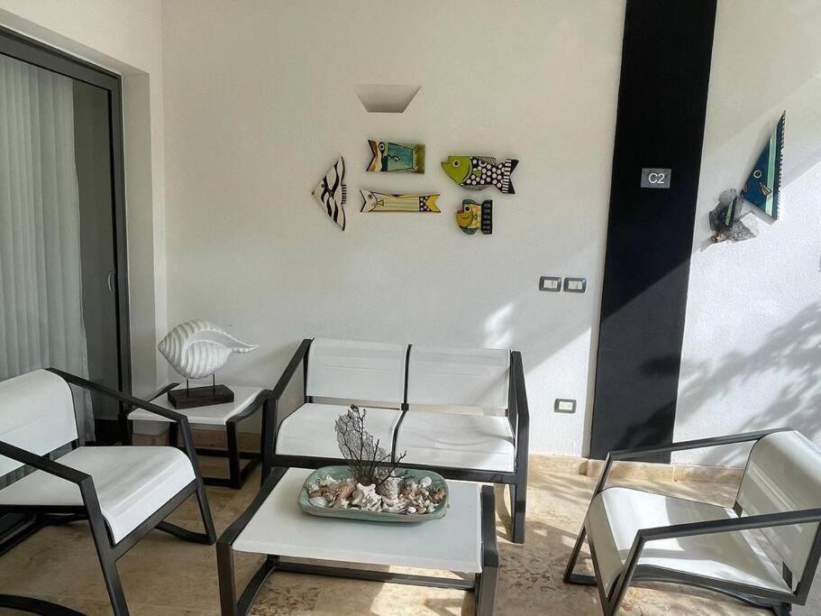 Peaceful and lovely apartment! Front beach