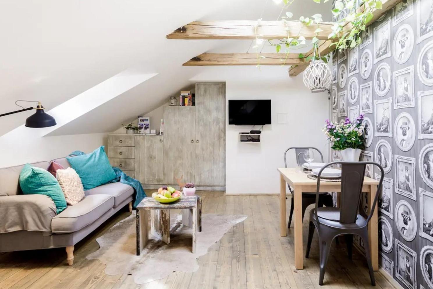 Romantic Bohemian Studio in Old Town Prague