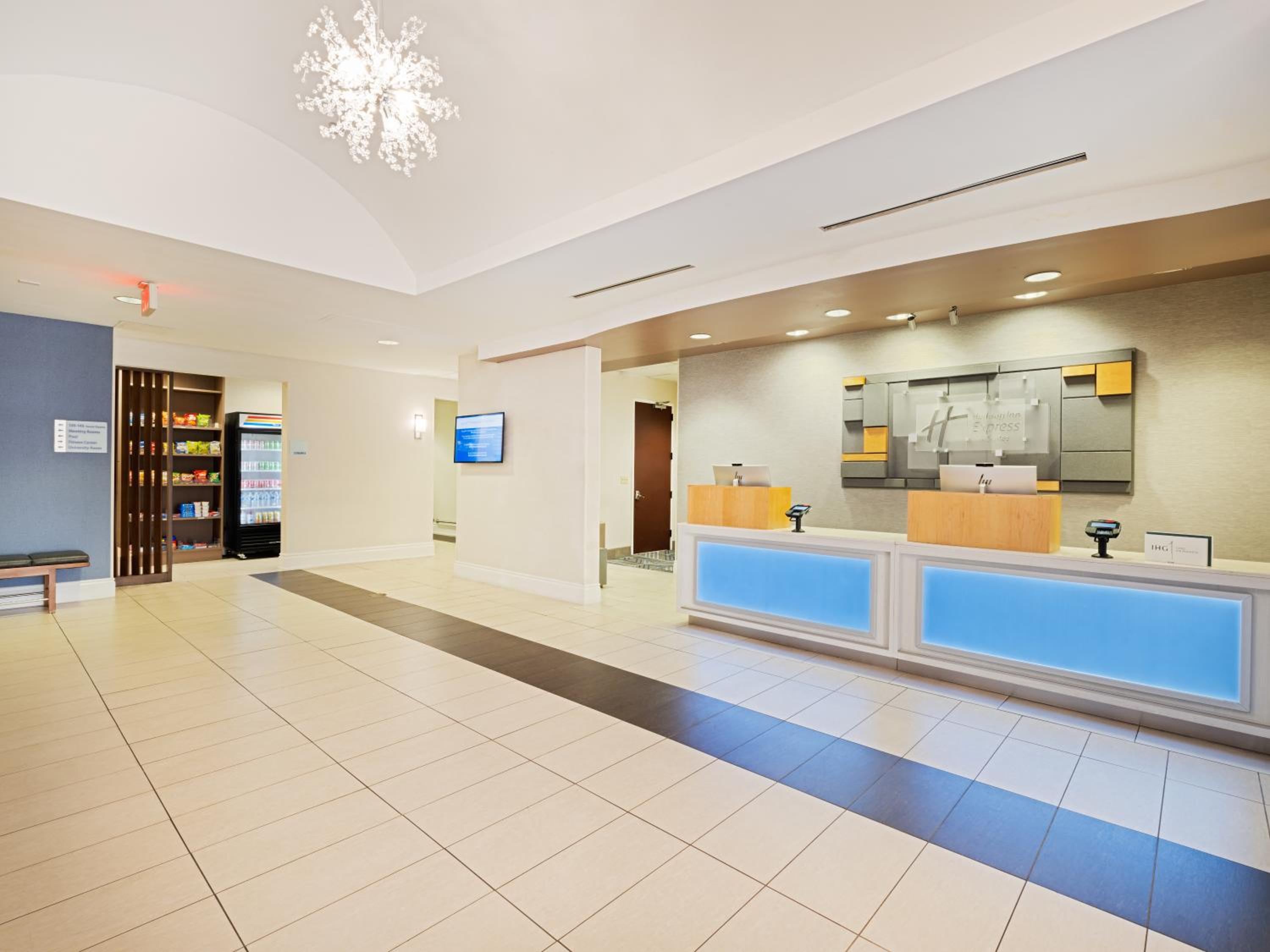 Holiday Inn Express Hotel  Suites Ft. Lauderdale-Plantation, an IHG Hotel - Property Image 9