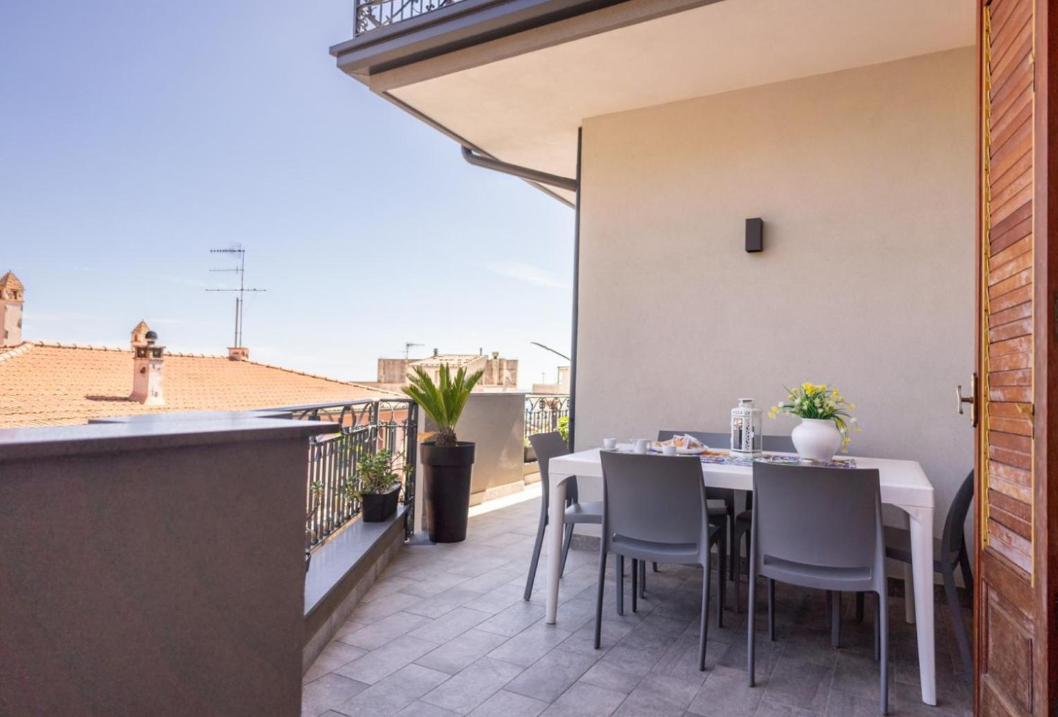 Taormina Matthome photo 3