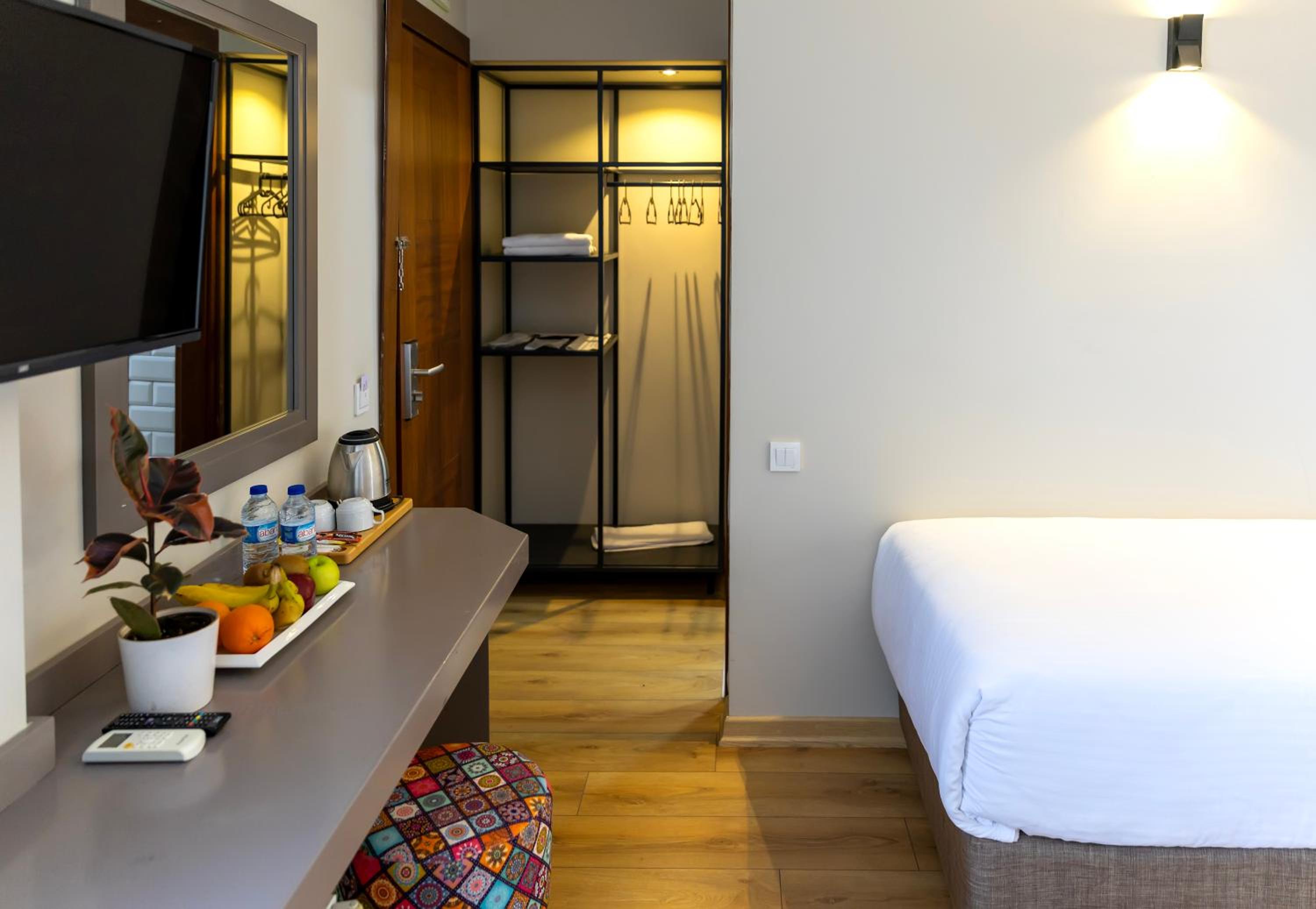 Mene City Hotel - Image 59
