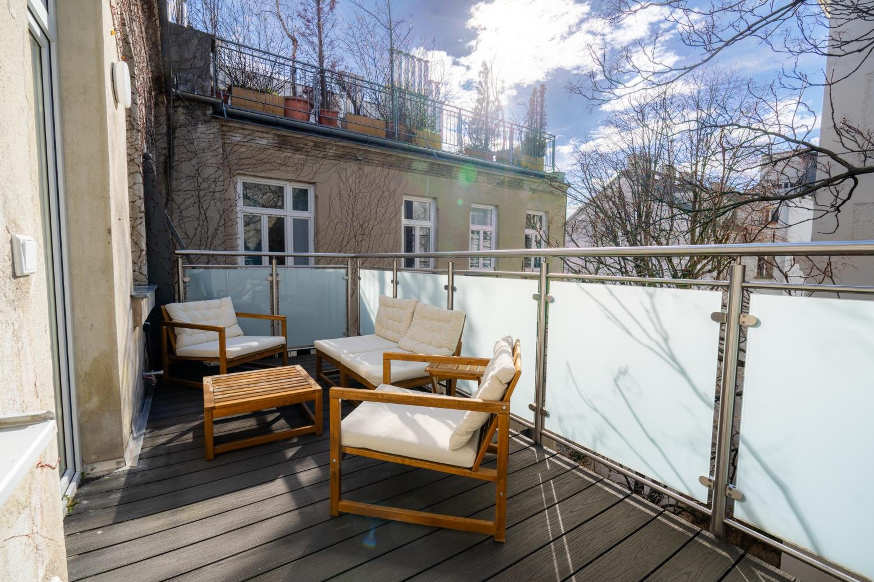 Josefstadt City Apartment is Calling