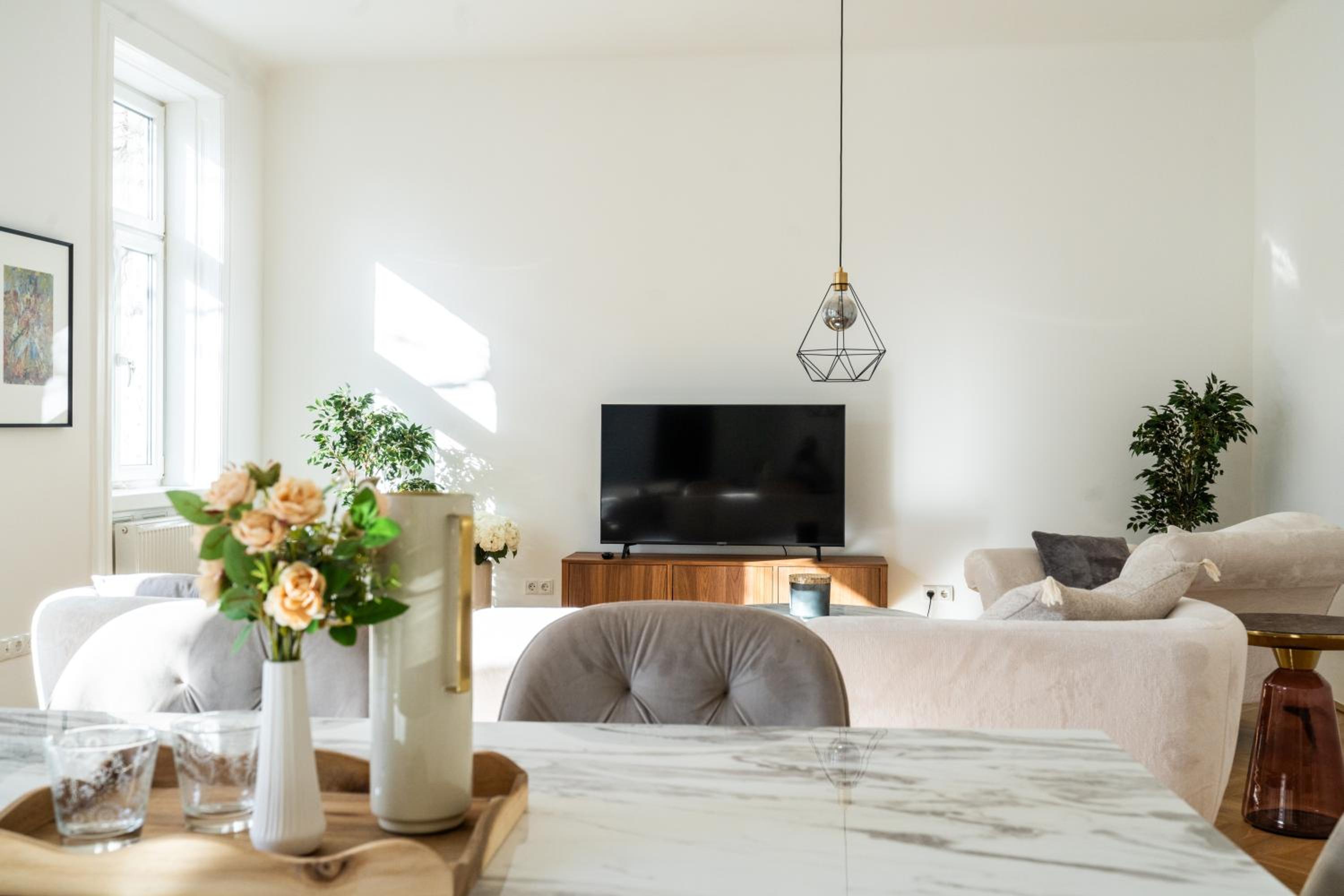 Josefstadt City Apartment is Calling