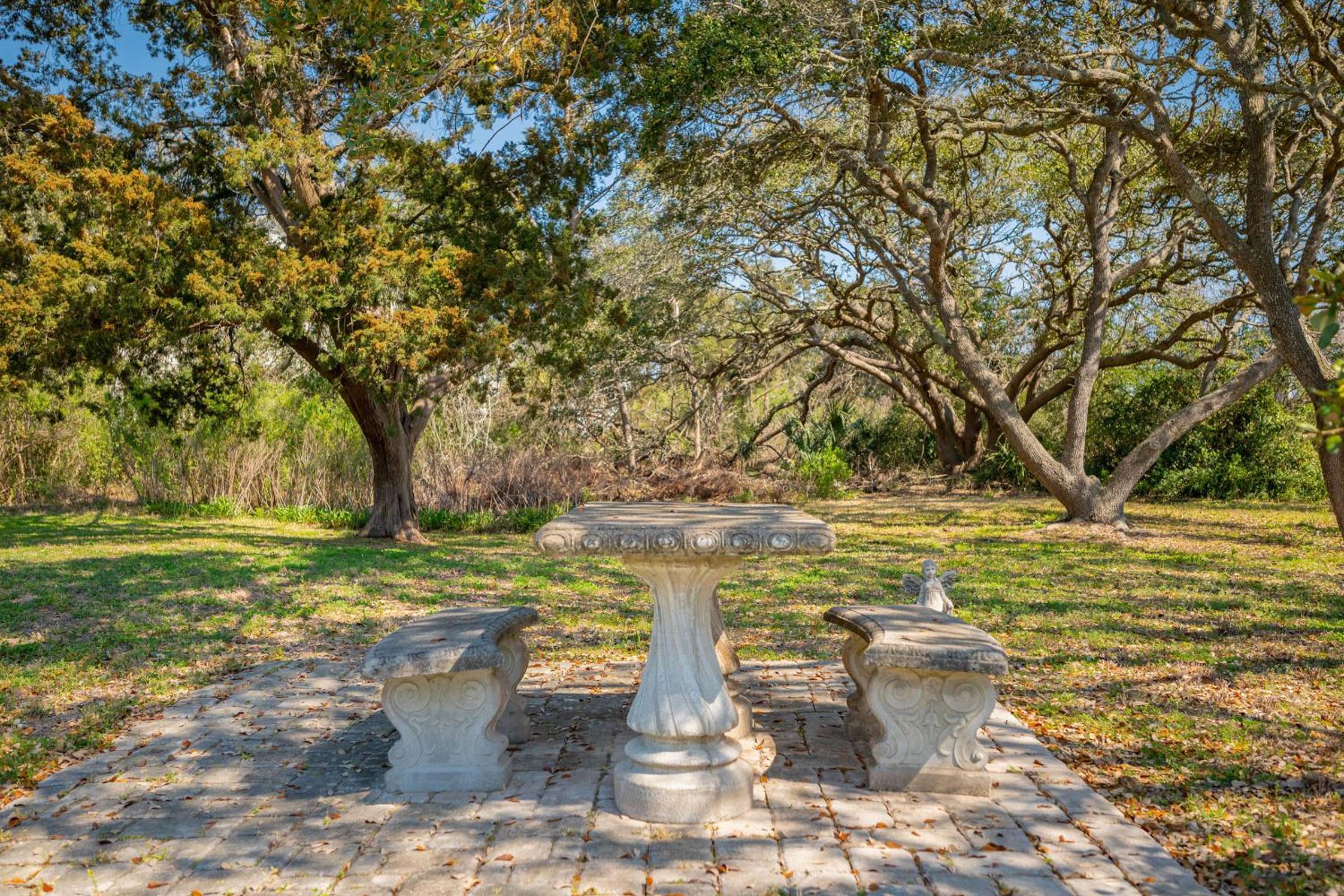 The Sand Ranch by Oak Island Accommodations
