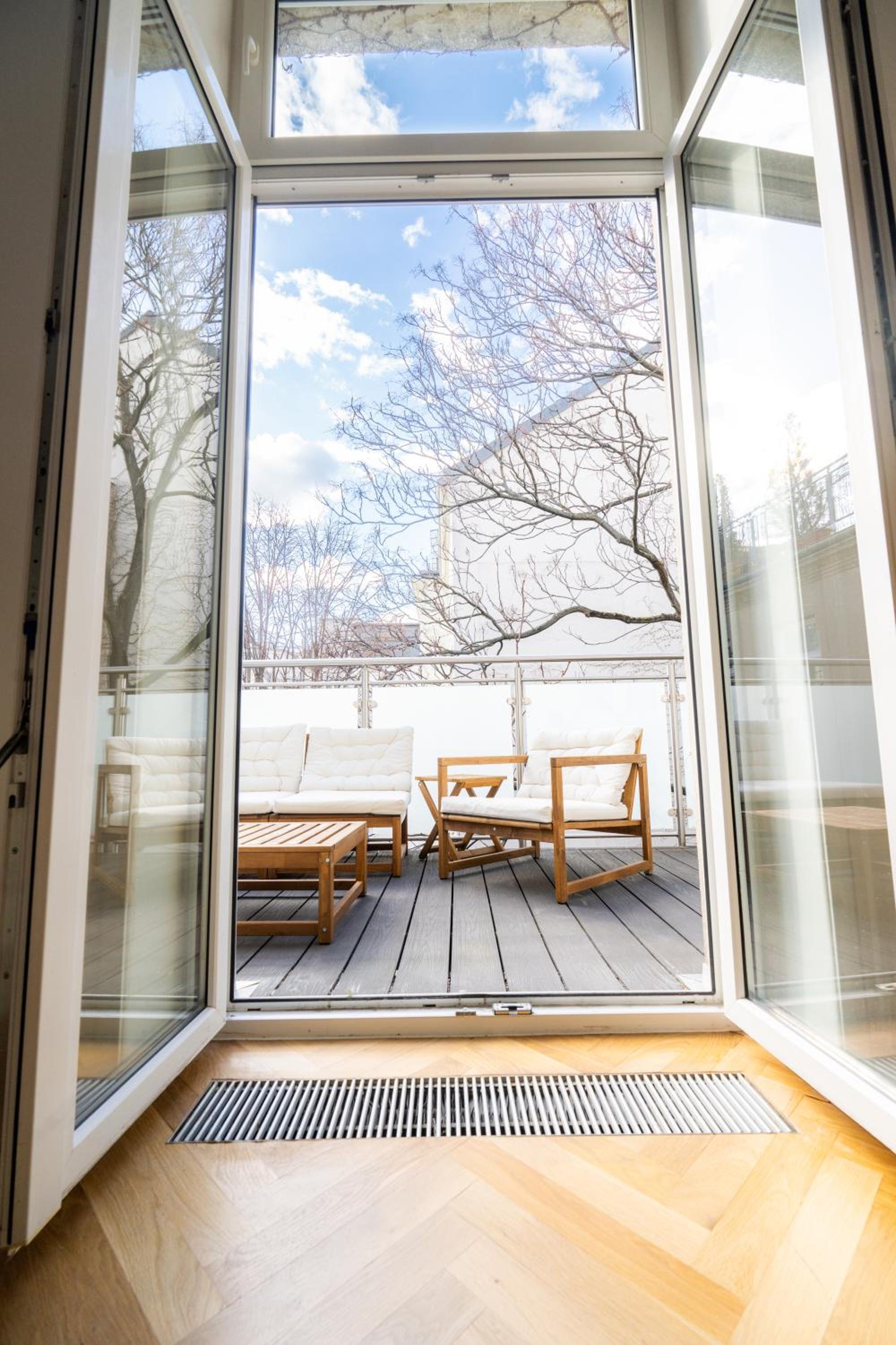 Josefstadt City Apartment is Calling