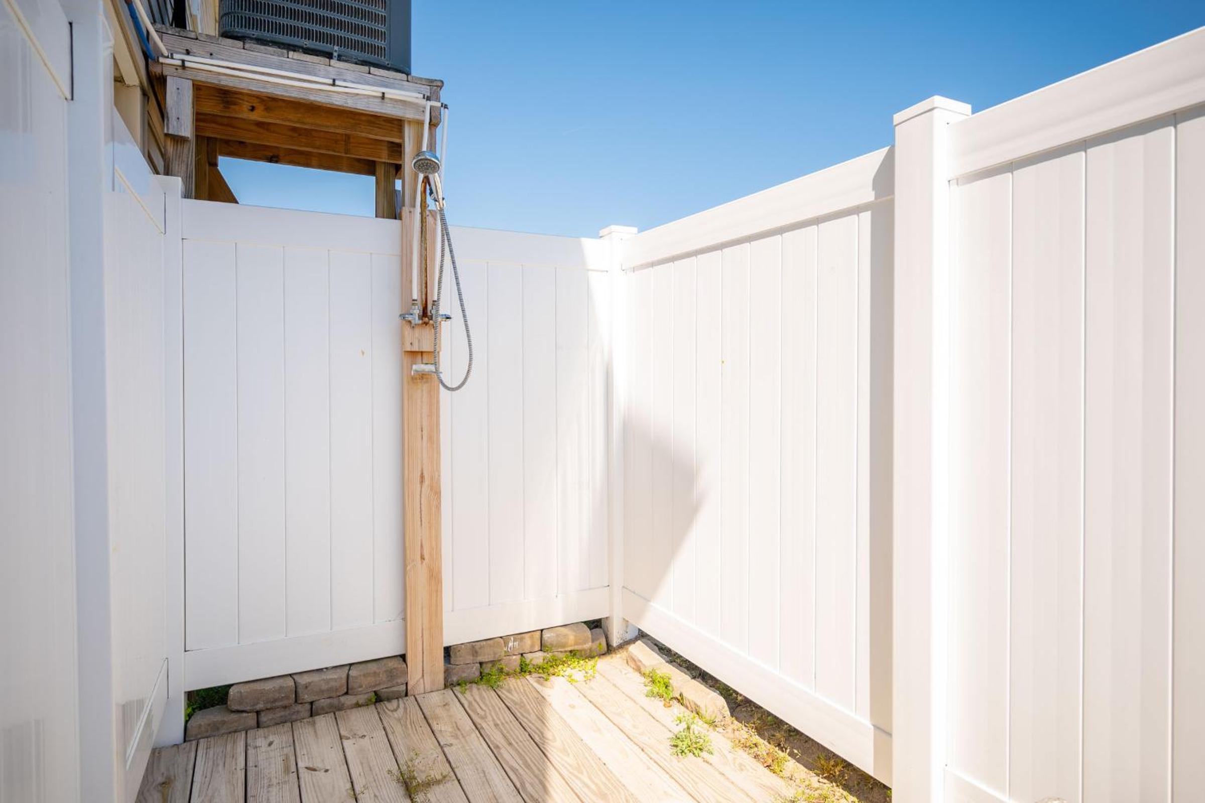The Sand Ranch by Oak Island Accommodations