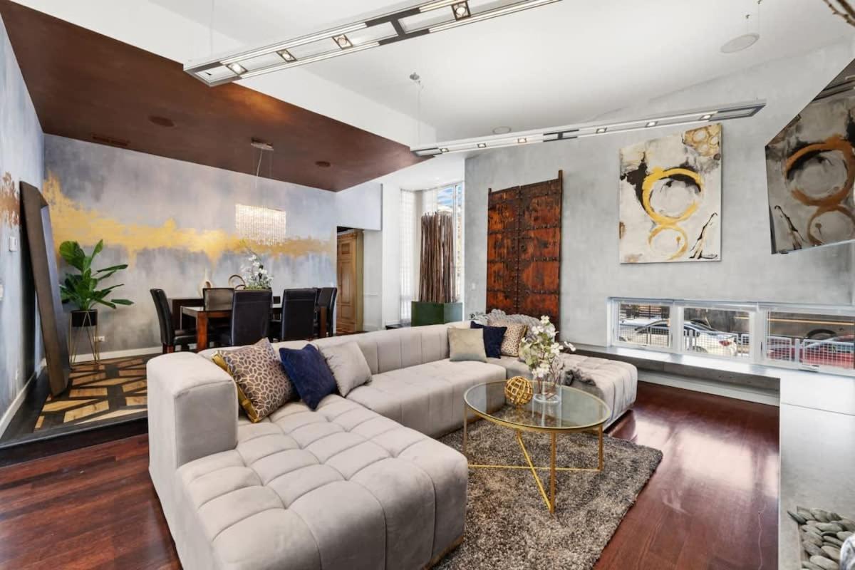 5BR 5BA Architectural Estate-Theatre Gym Rooftop view 5