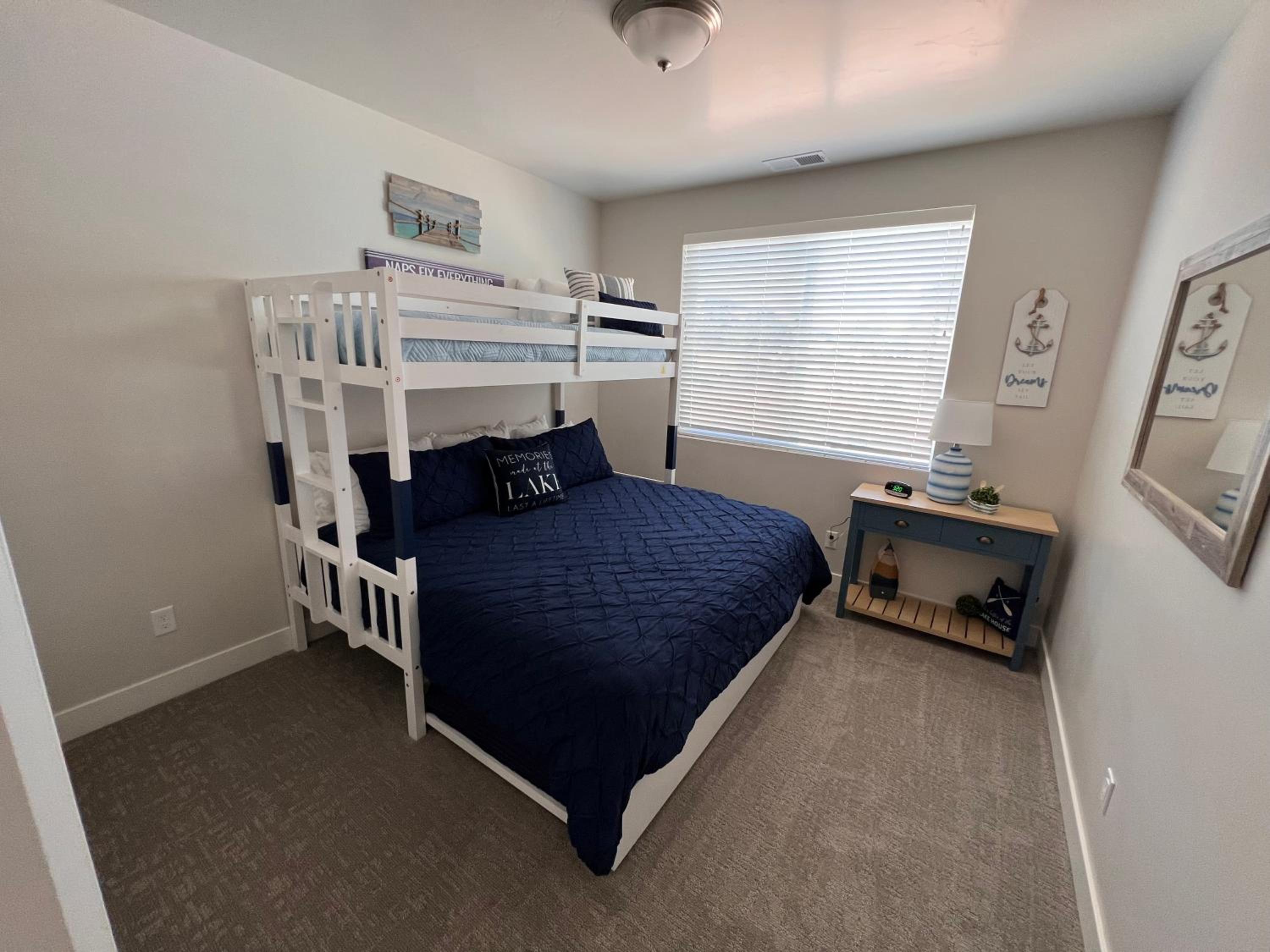 Fish Lake Suite - Castle Rock Condos view 3