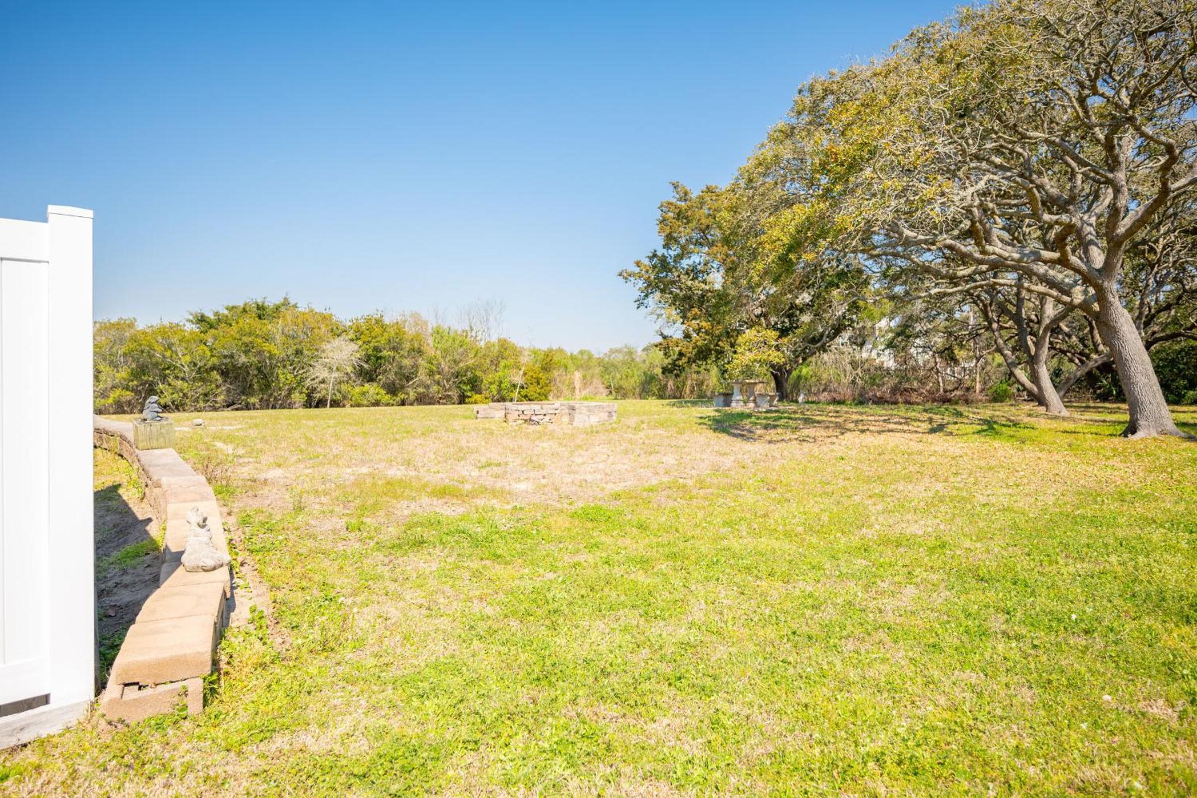 The Sand Ranch by Oak Island Accommodations
