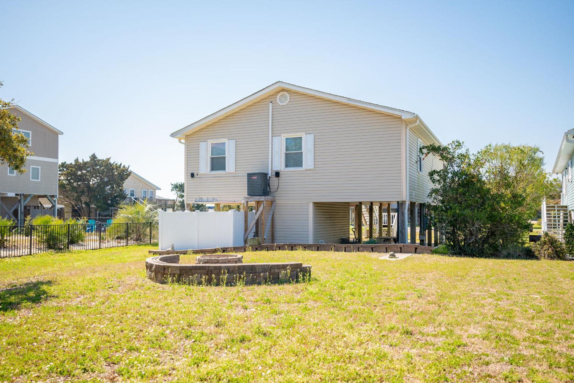 The Sand Ranch by Oak Island Accommodations