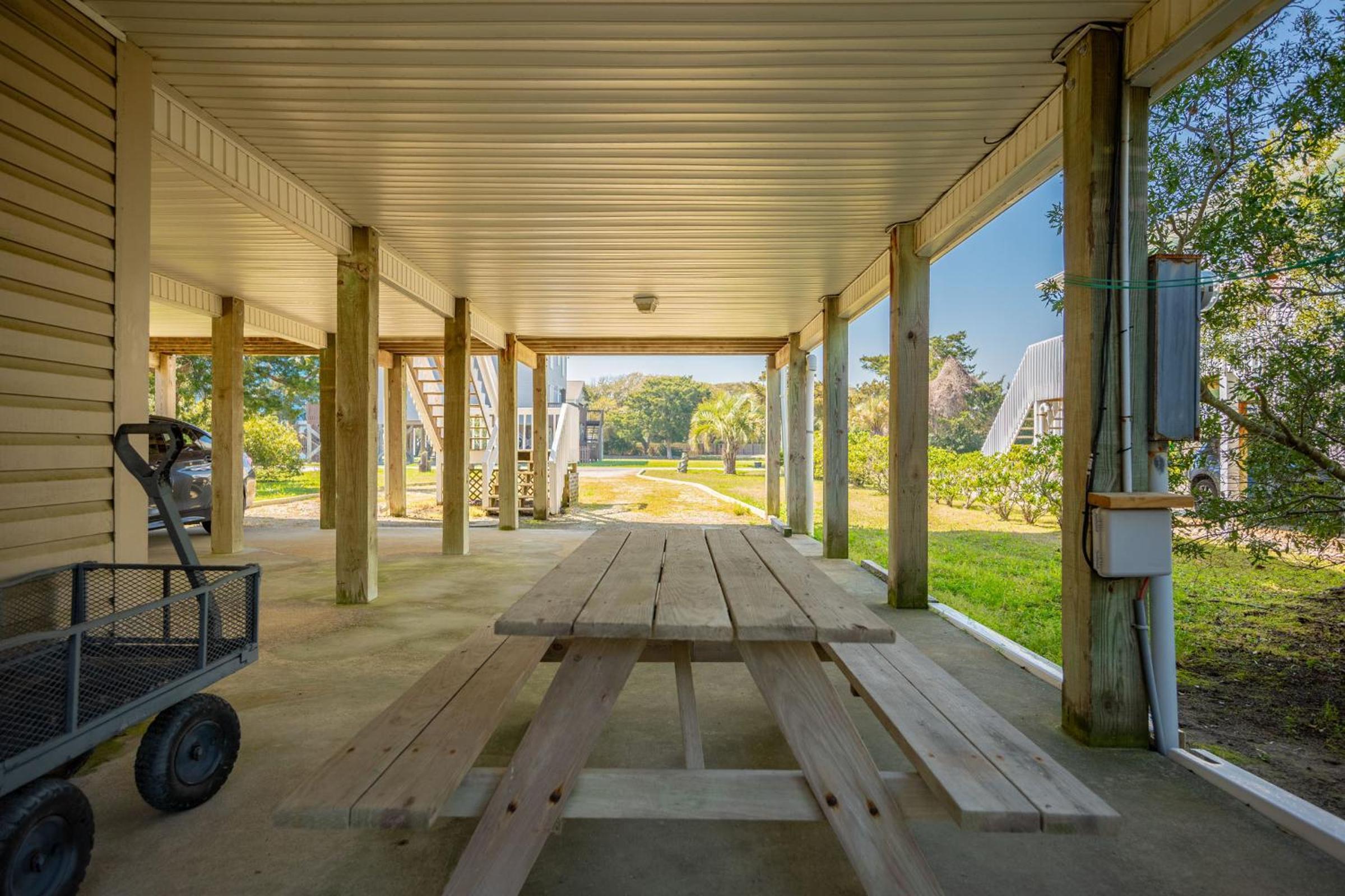 The Sand Ranch by Oak Island Accommodations