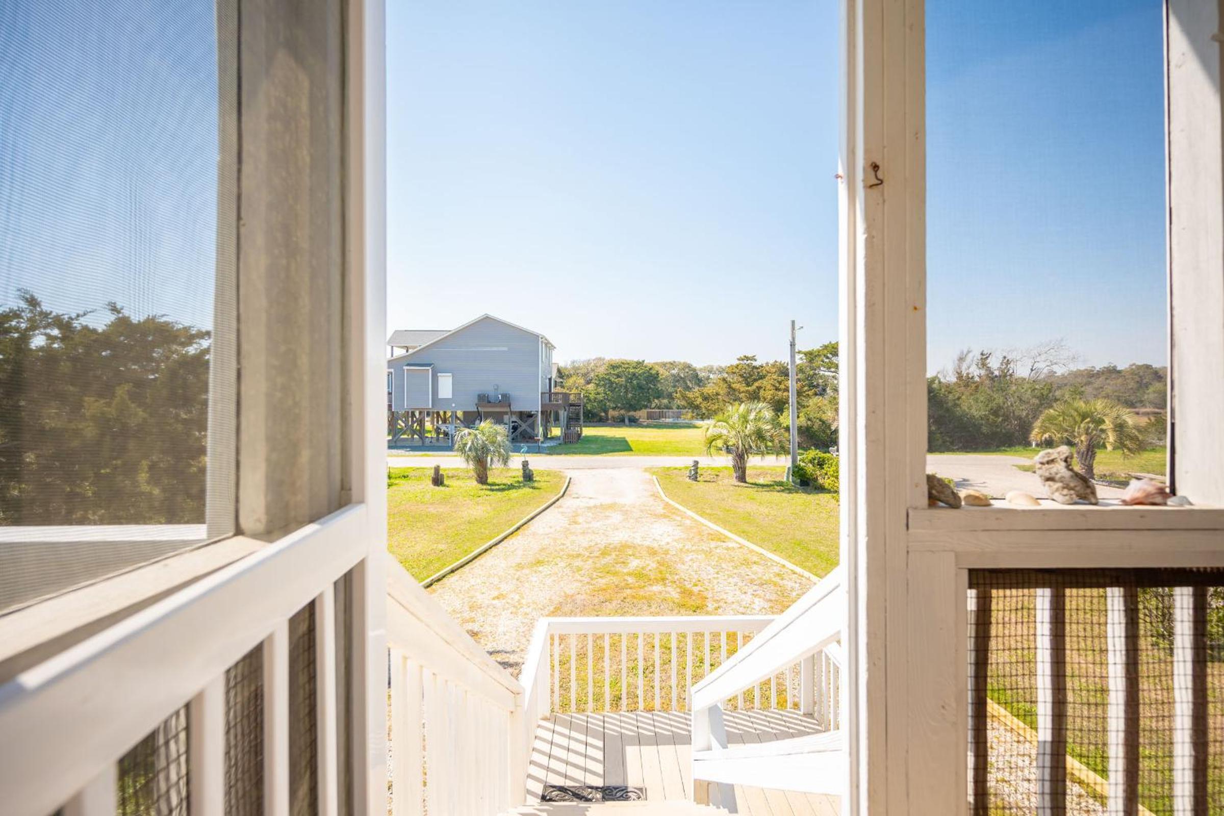 The Sand Ranch by Oak Island Accommodations