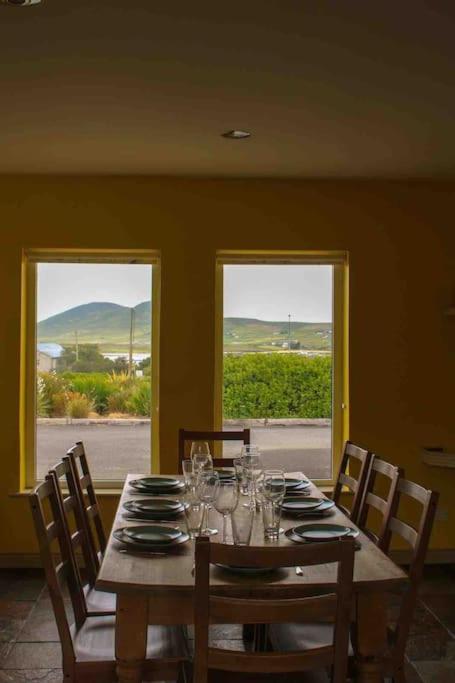 Islands View - Spacious Family Home view 4
