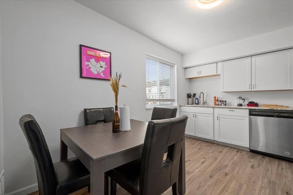 East Allegheny Apartment | Driveway Parking!