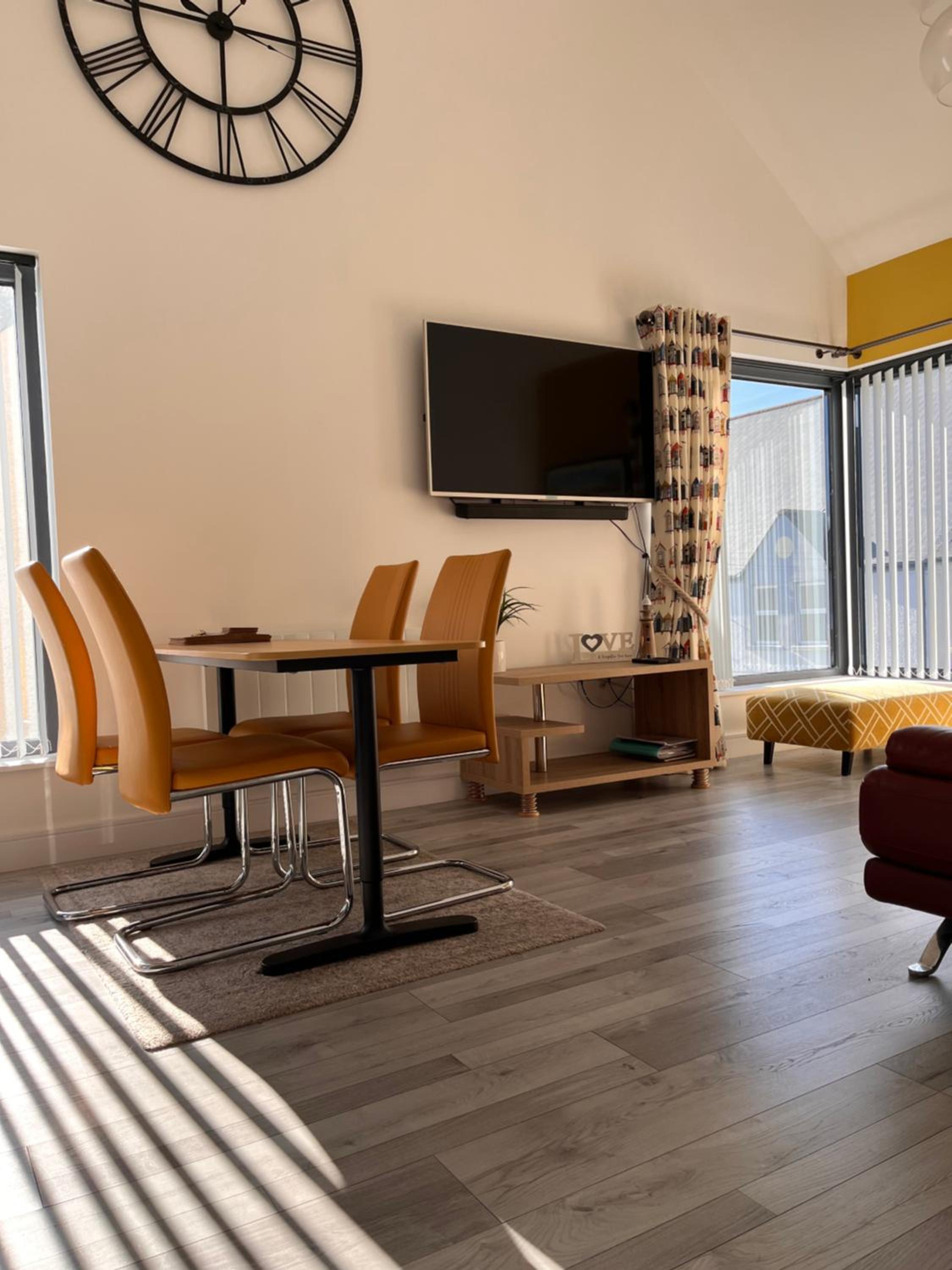 Mourneview Loft - Luxury Apartment view 2