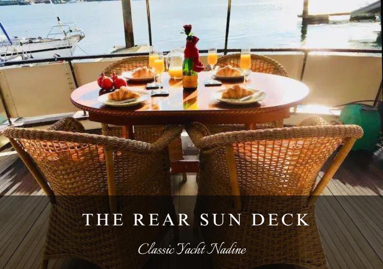 Hotel Classic Yacht Nadine in Poole Harbour, Dorset, with a Hot Tub Jacuzzi - Image 1