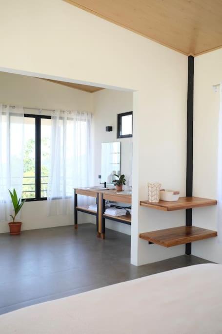 360 Ocean & Mountain View Home Playa Hermosa