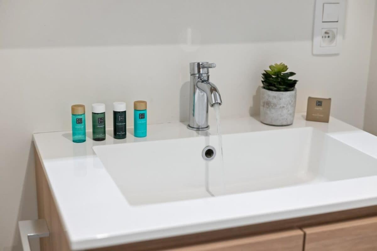 Huswell - Apartment with natural swimming pool