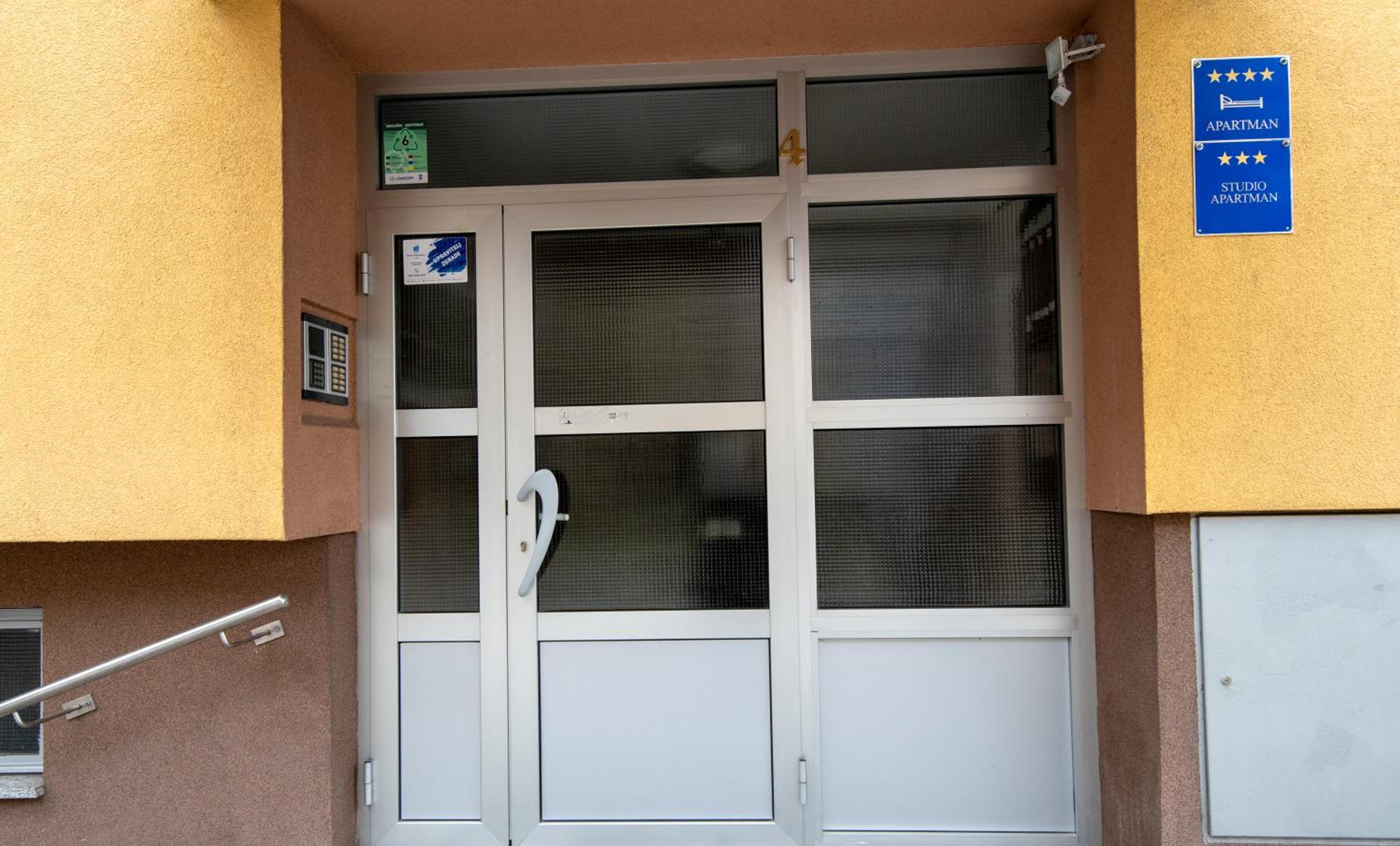 Hotel Apartman Pannonia - Image 1