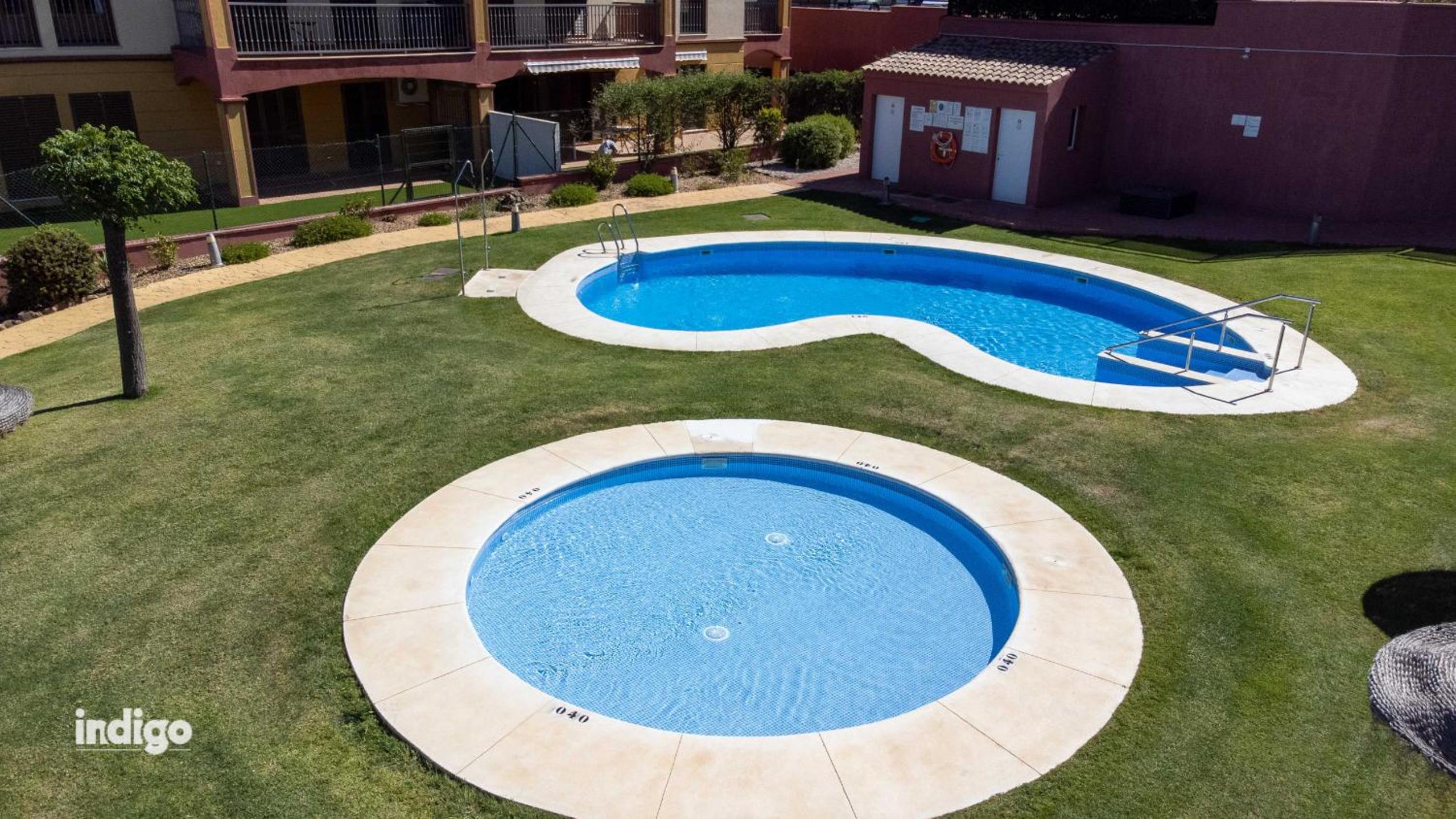 3 Bedrooms- Penthouse Apartment - MAT01 view 3