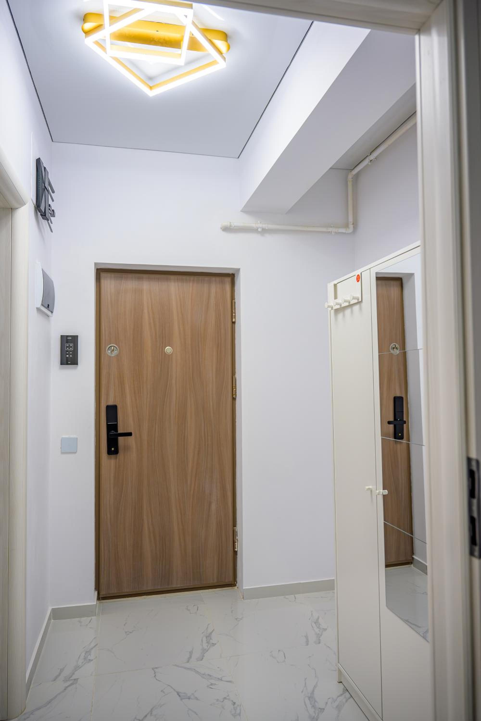 Fundeni Studio Modern