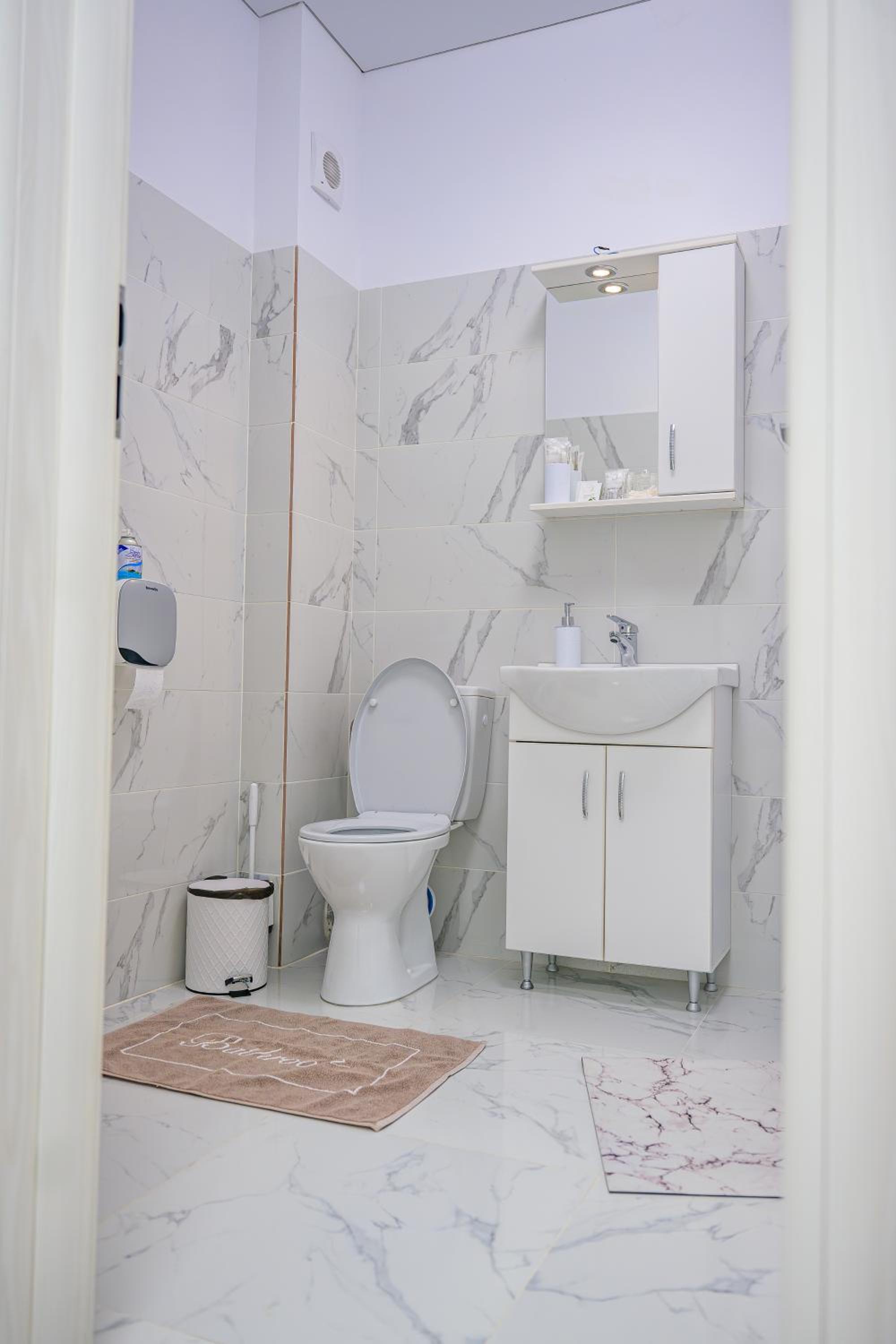 Fundeni Studio Modern
