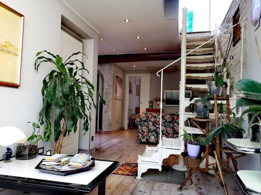 Centrale-Luxury apartment with Garden Terrace