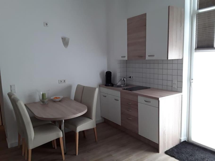 Zentrale Wohnung in der Villa Liewald mit Terrasse und Glasfaseranschluss
