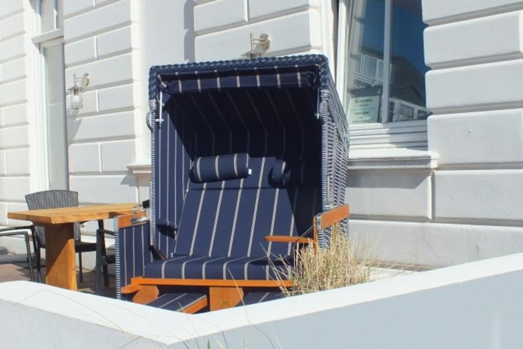 Zentrale Wohnung in der Villa Liewald mit Terrasse und Glasfaseranschluss