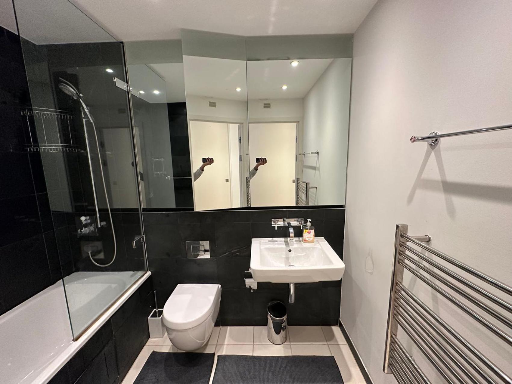 Skyline Luxury - The Cube view 5