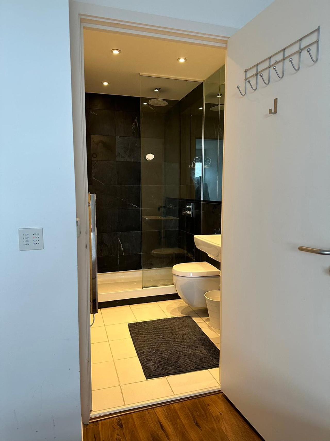 Skyline Luxury - The Cube view 4
