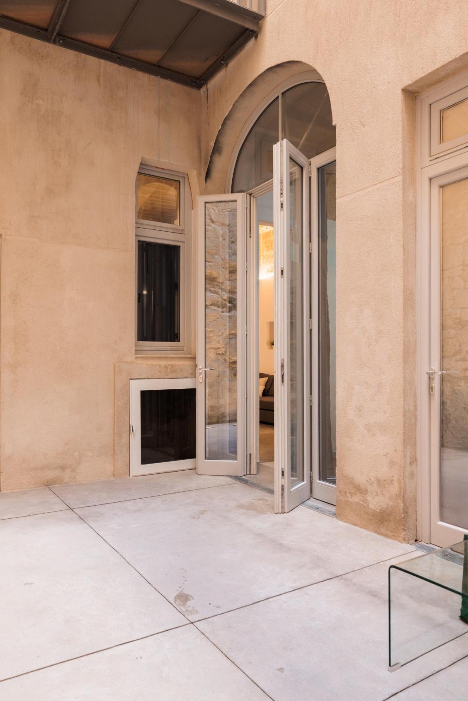 CASA NOBILE APARTMENTS
