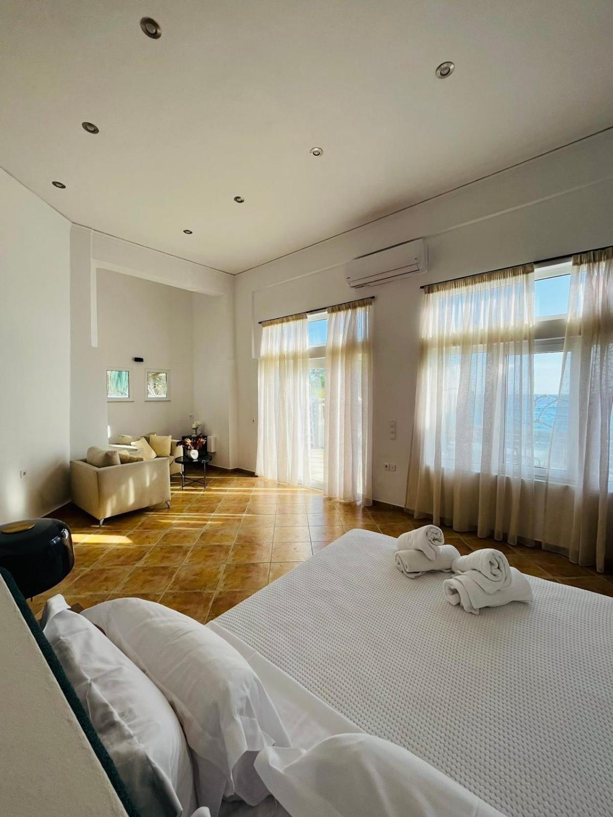 Ammoudeli Apartments