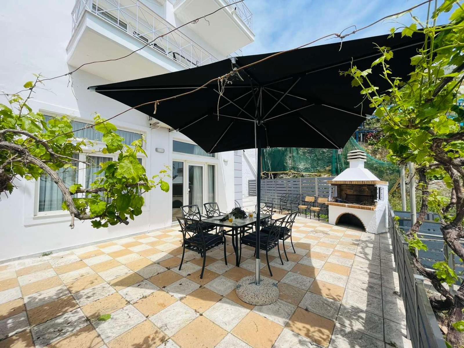 Ammoudeli Apartments