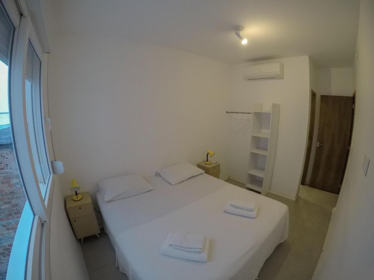 Fullano Guesthouse _ Between Copacabana and Ipanema – Comfortable Private Suites!