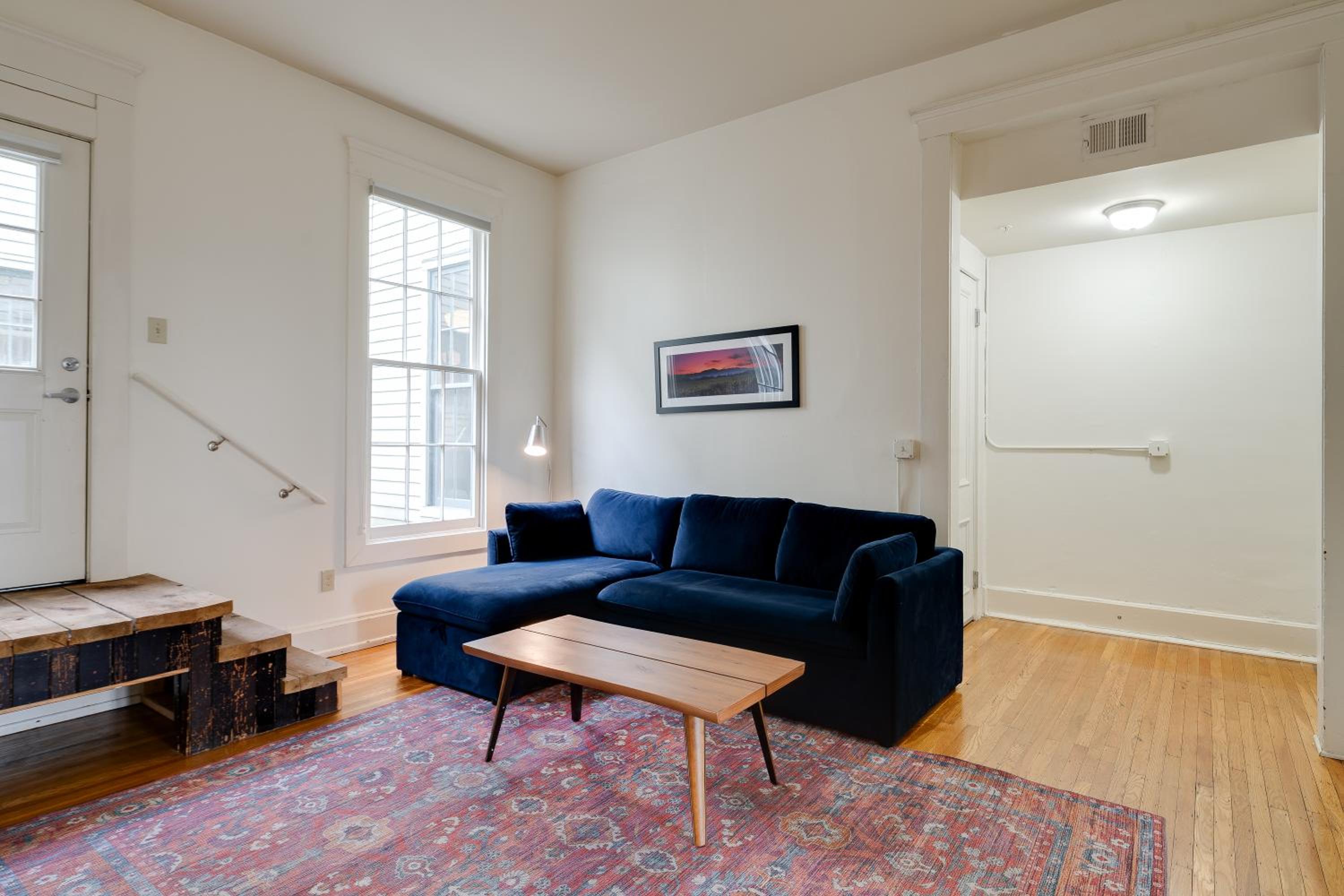 2br Apartment With King Beds, Historic Charm view 5