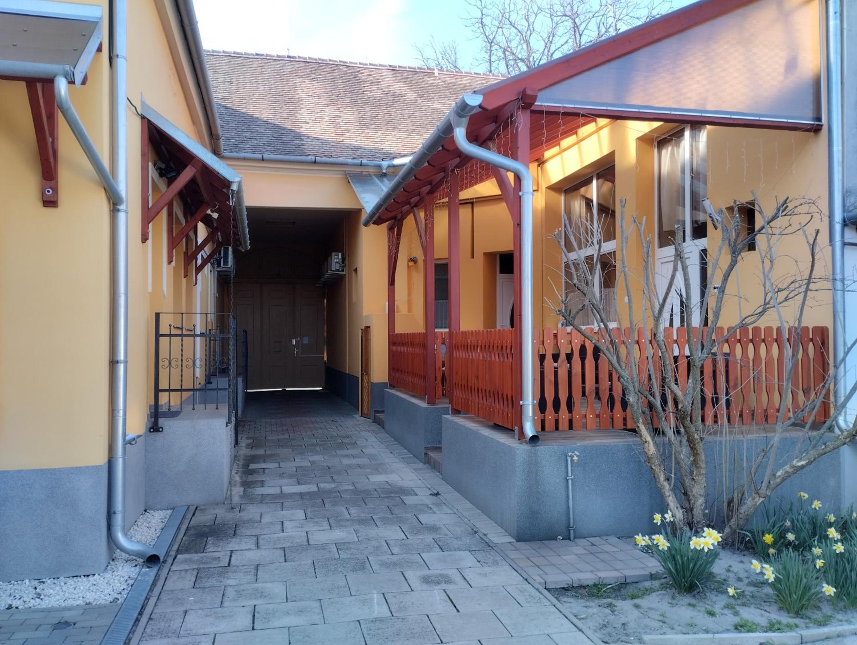 Photo 36