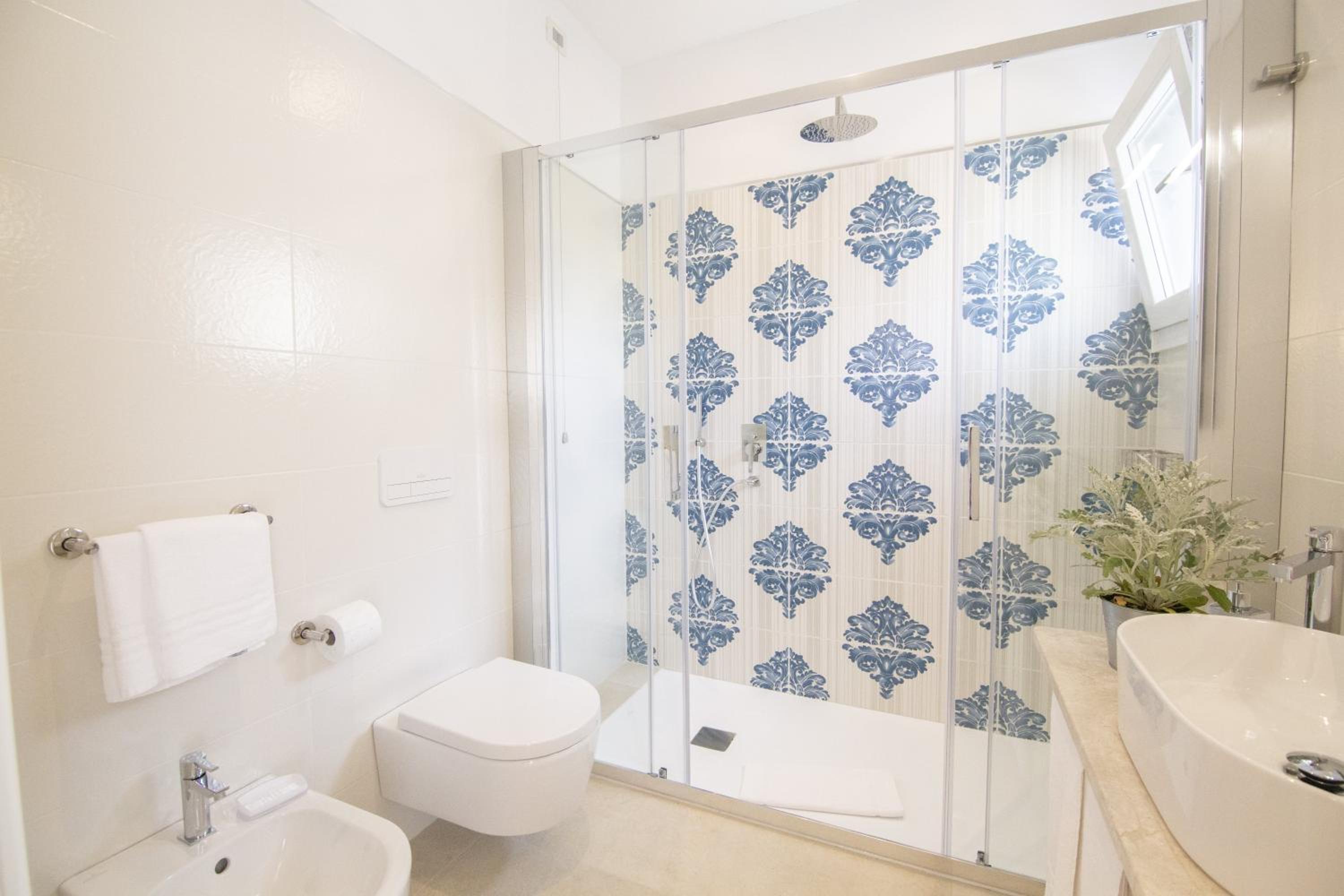 Tabernabè en Tortolì — bathroom