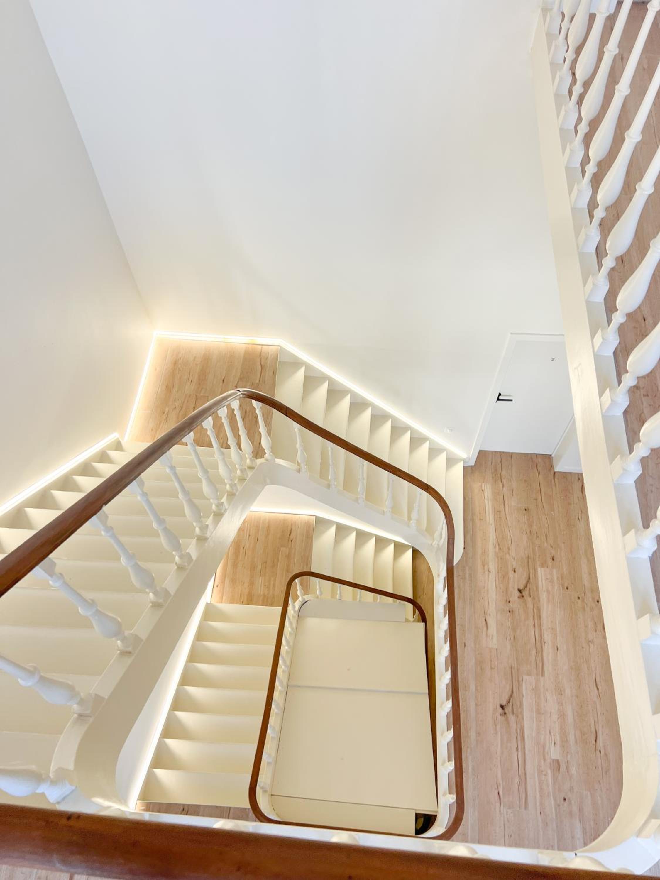 Mayfair Suites