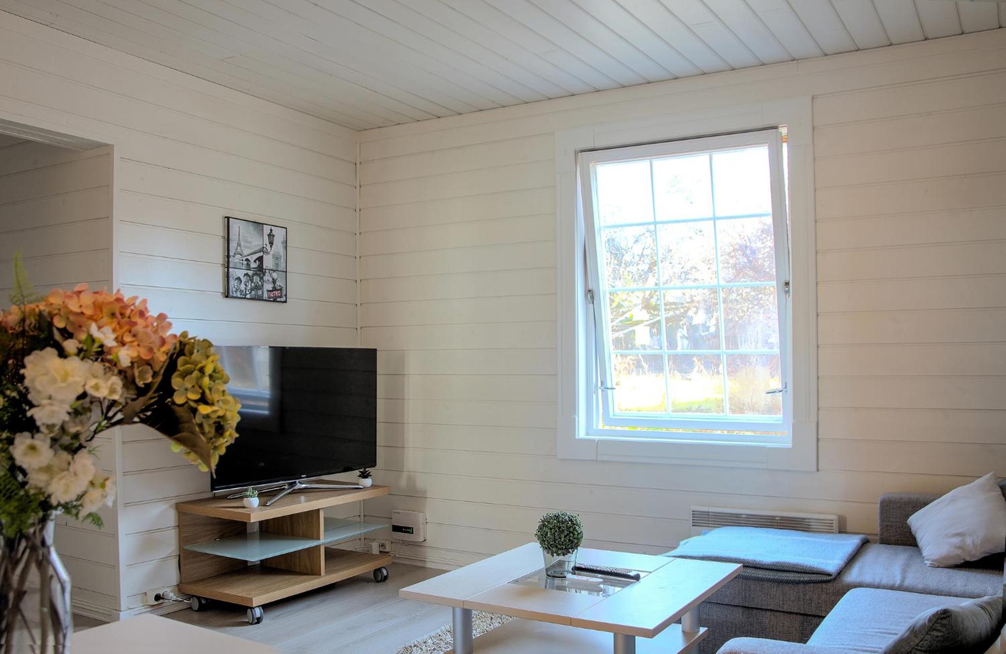 Free Parking at Cozy & Central Getaway view 3