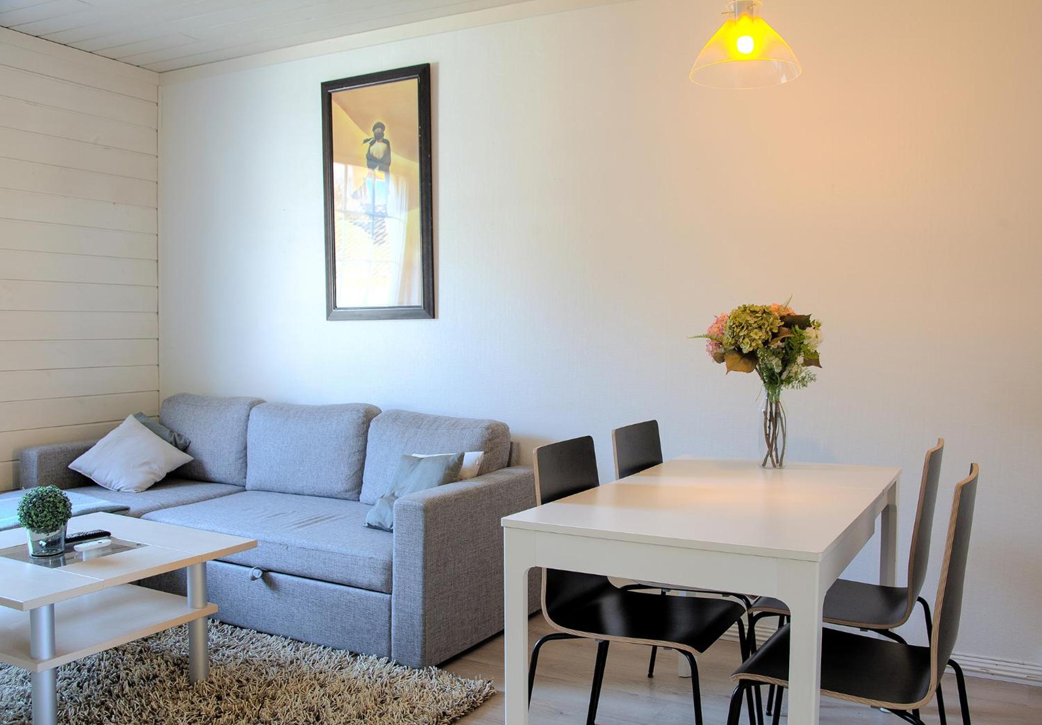Free Parking at Cozy & Central Getaway view 4