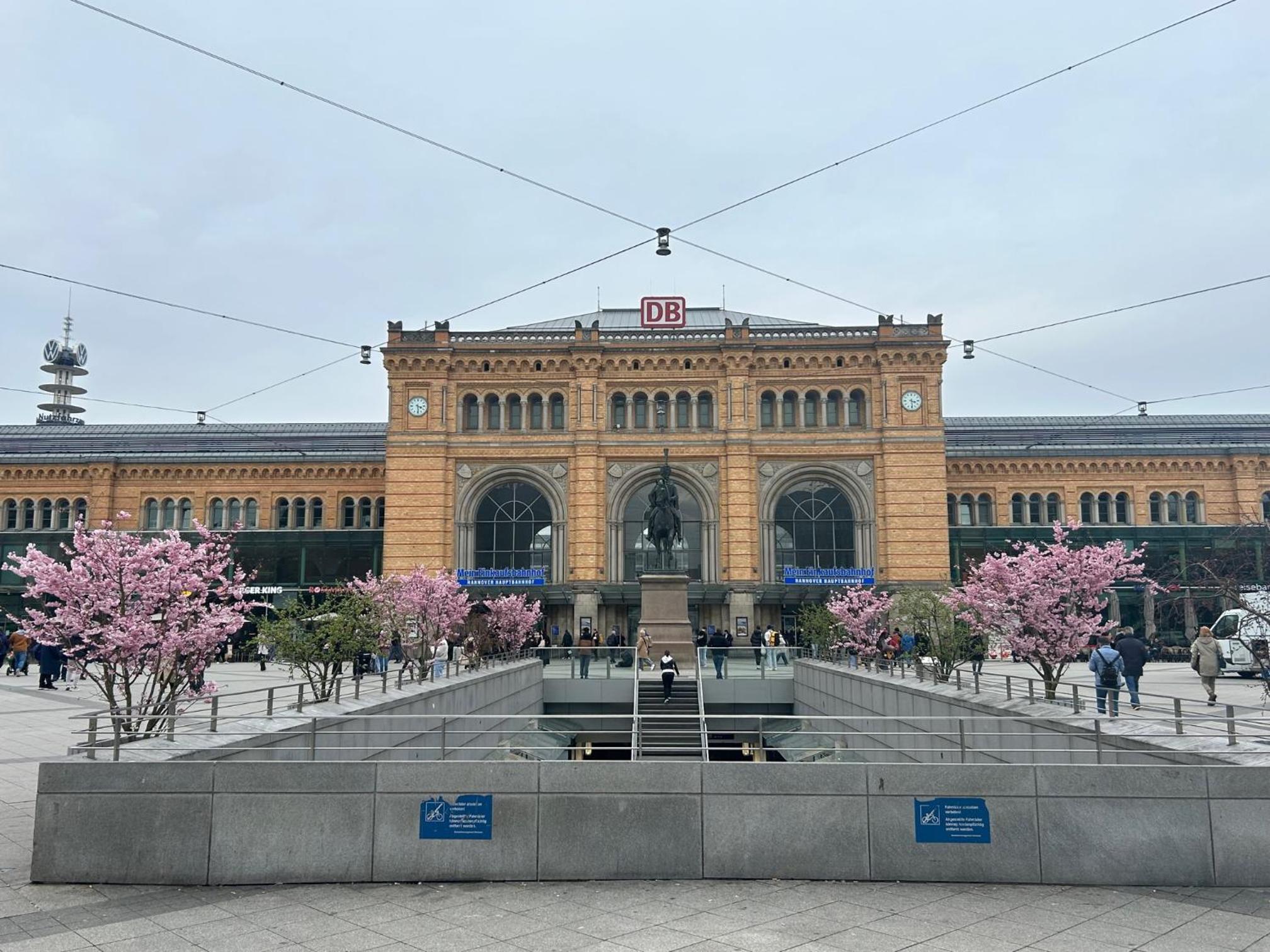 EICH-Penthouse, zentral am Stadtwald mit Ausblick über die Stadt, 24h self check-in, Netflix, DisneyPlus
